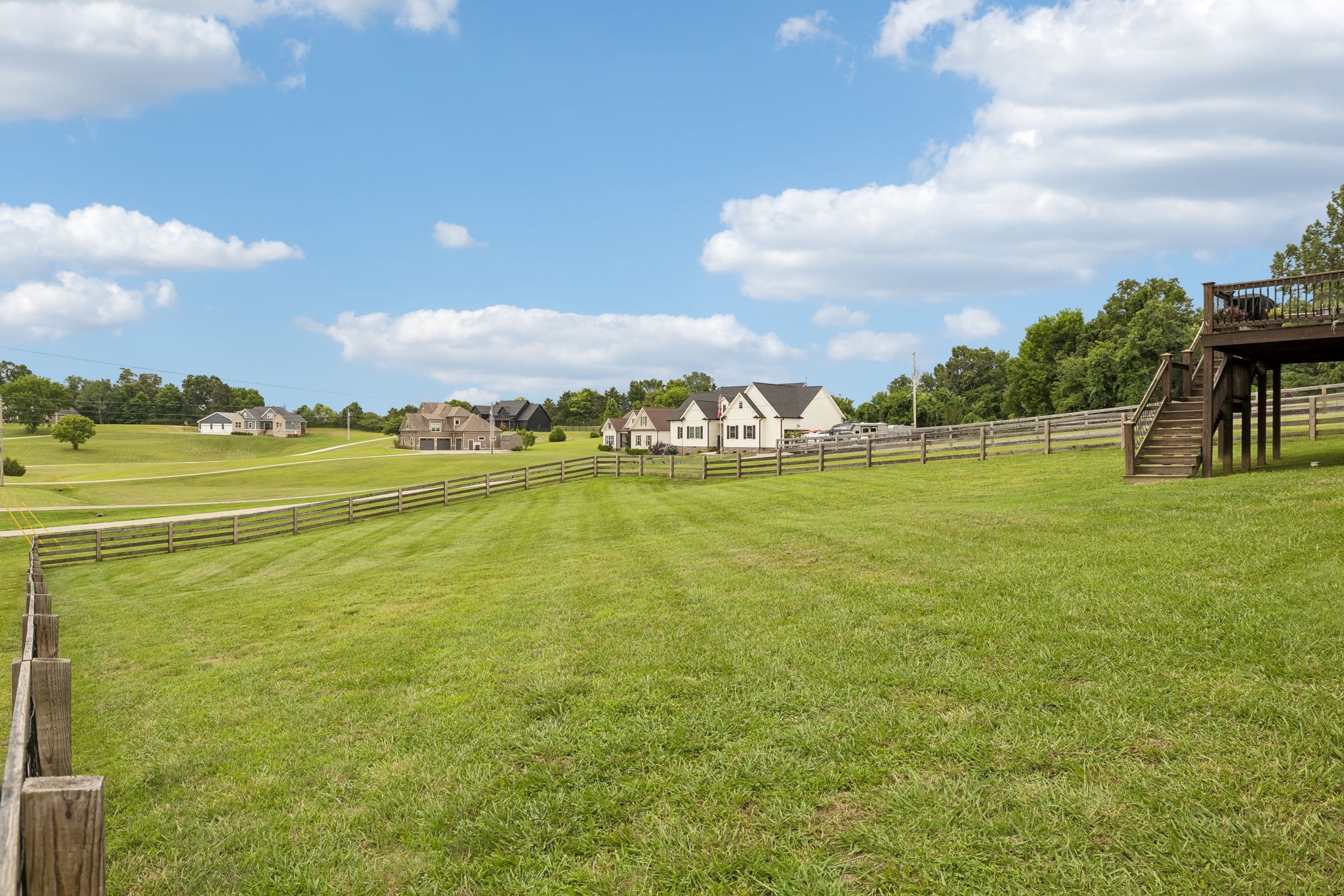 1002 Douglas Ct Property Photo 53