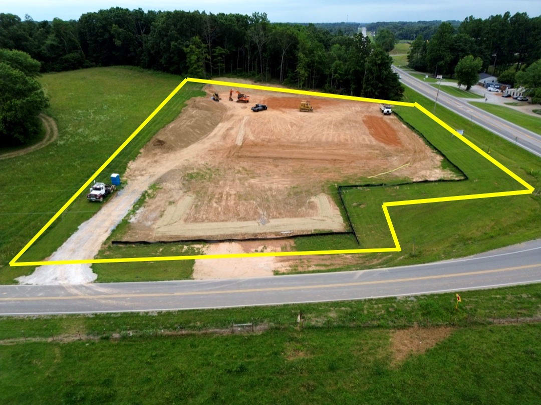3005 Highway 46 S Property Photo 1