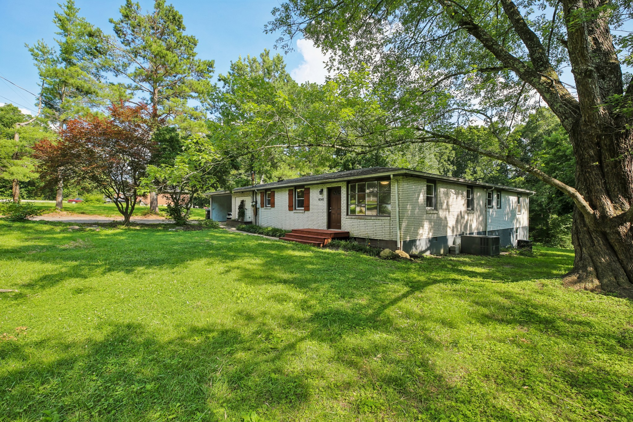 4049 Grays Point Rd Property Photo 1