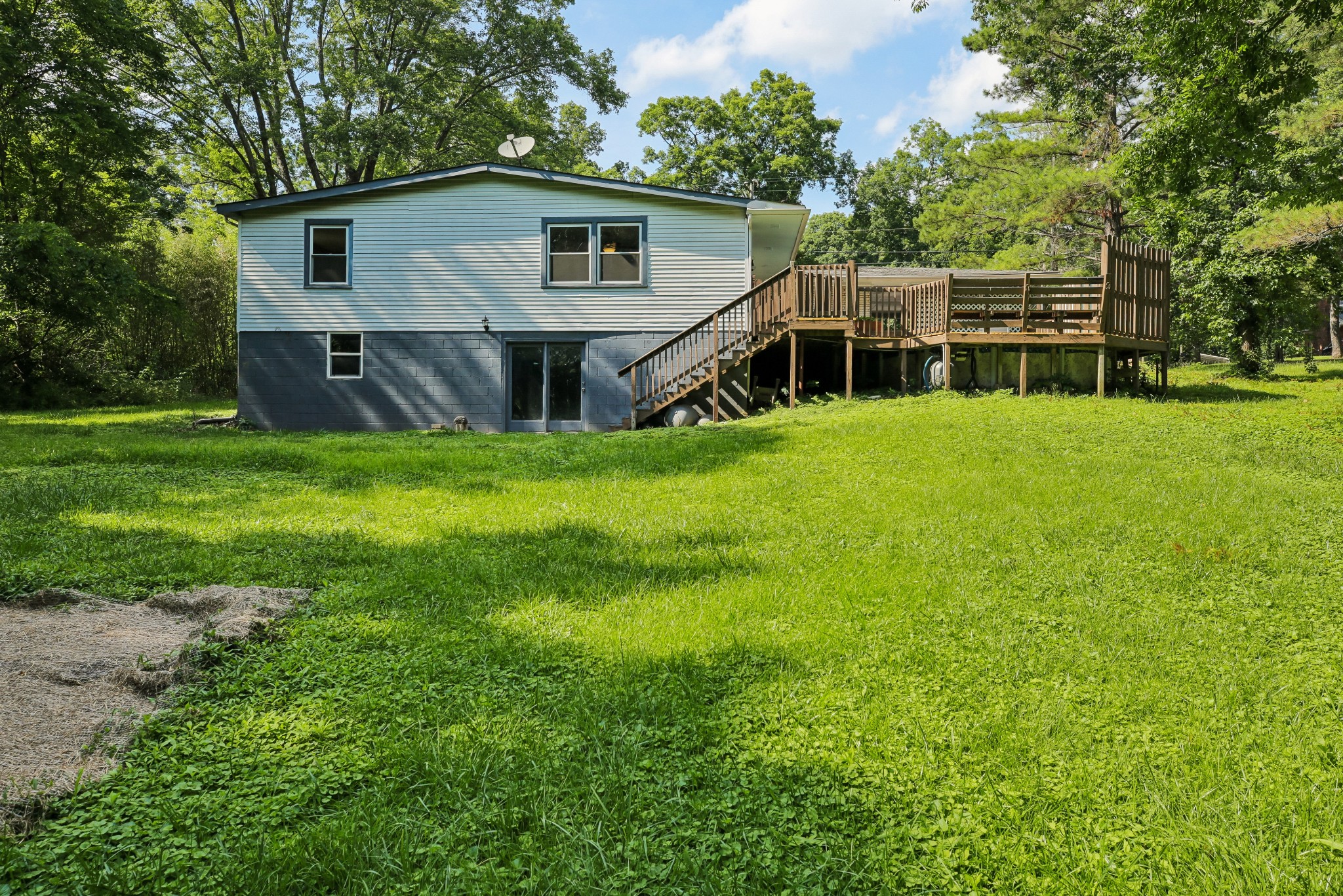 4049 Grays Point Rd Property Photo 14