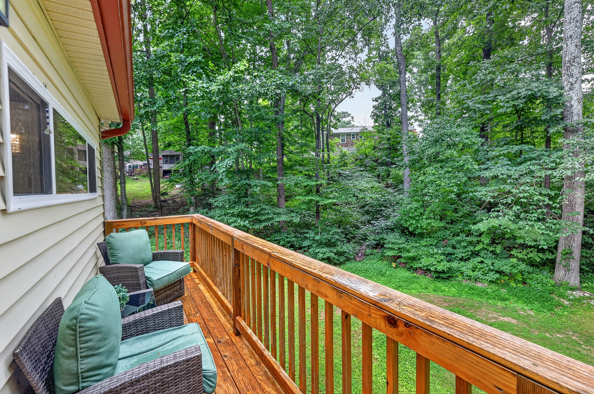 1011 Valley Ln Property Photo 32