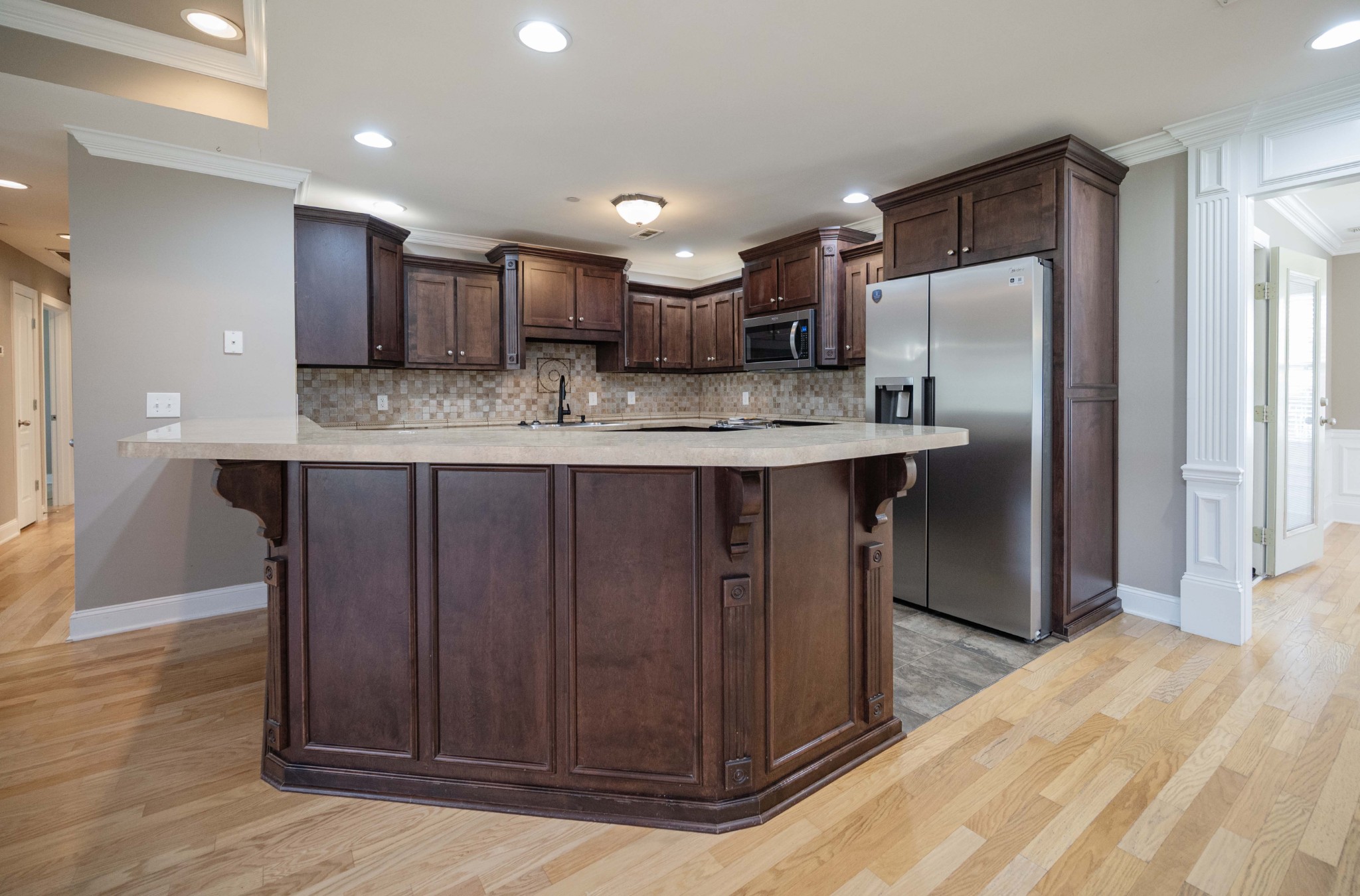 1125 Cascade Falls Dr Property Photo 6