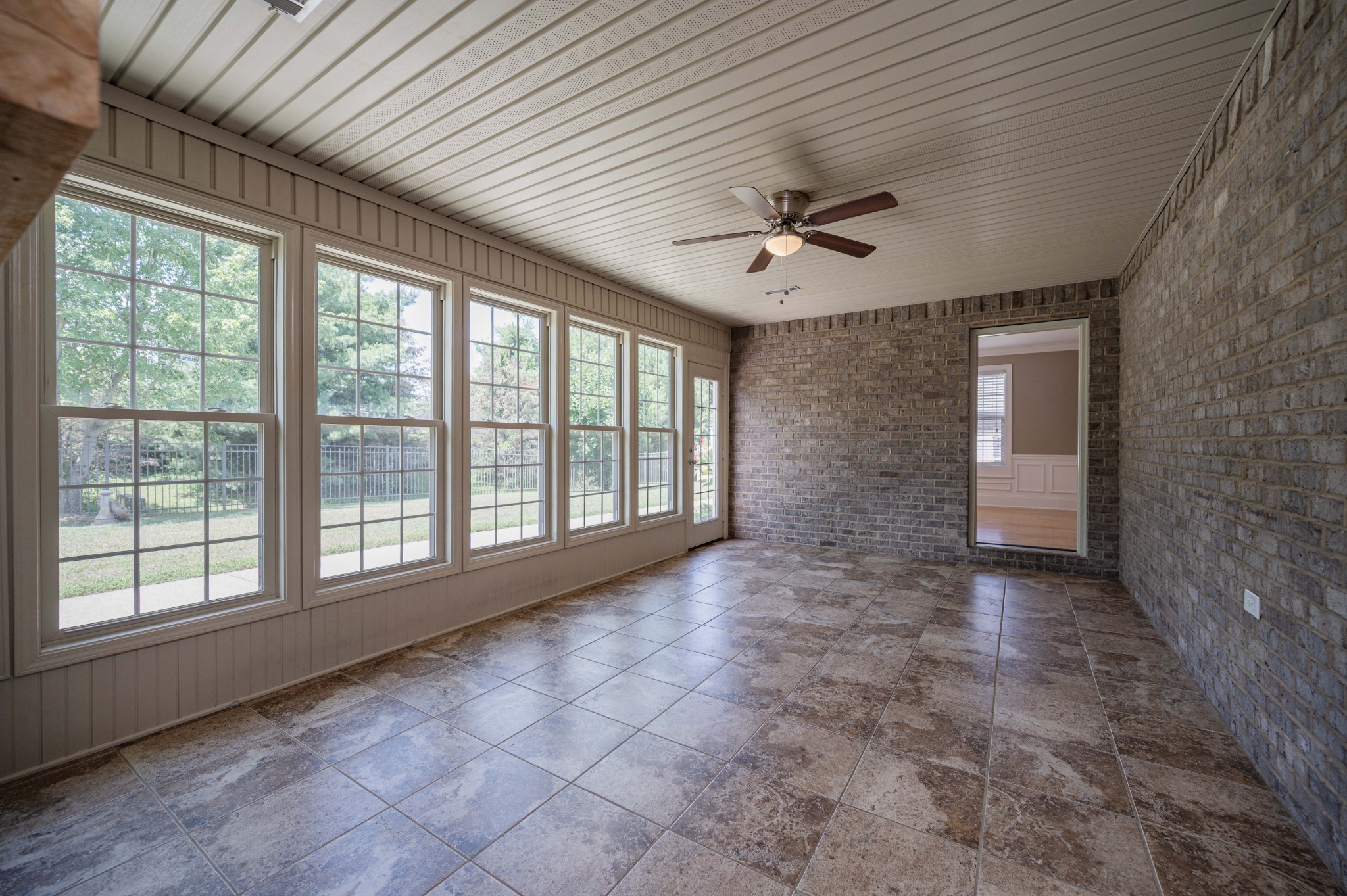 1125 Cascade Falls Dr Property Photo 26