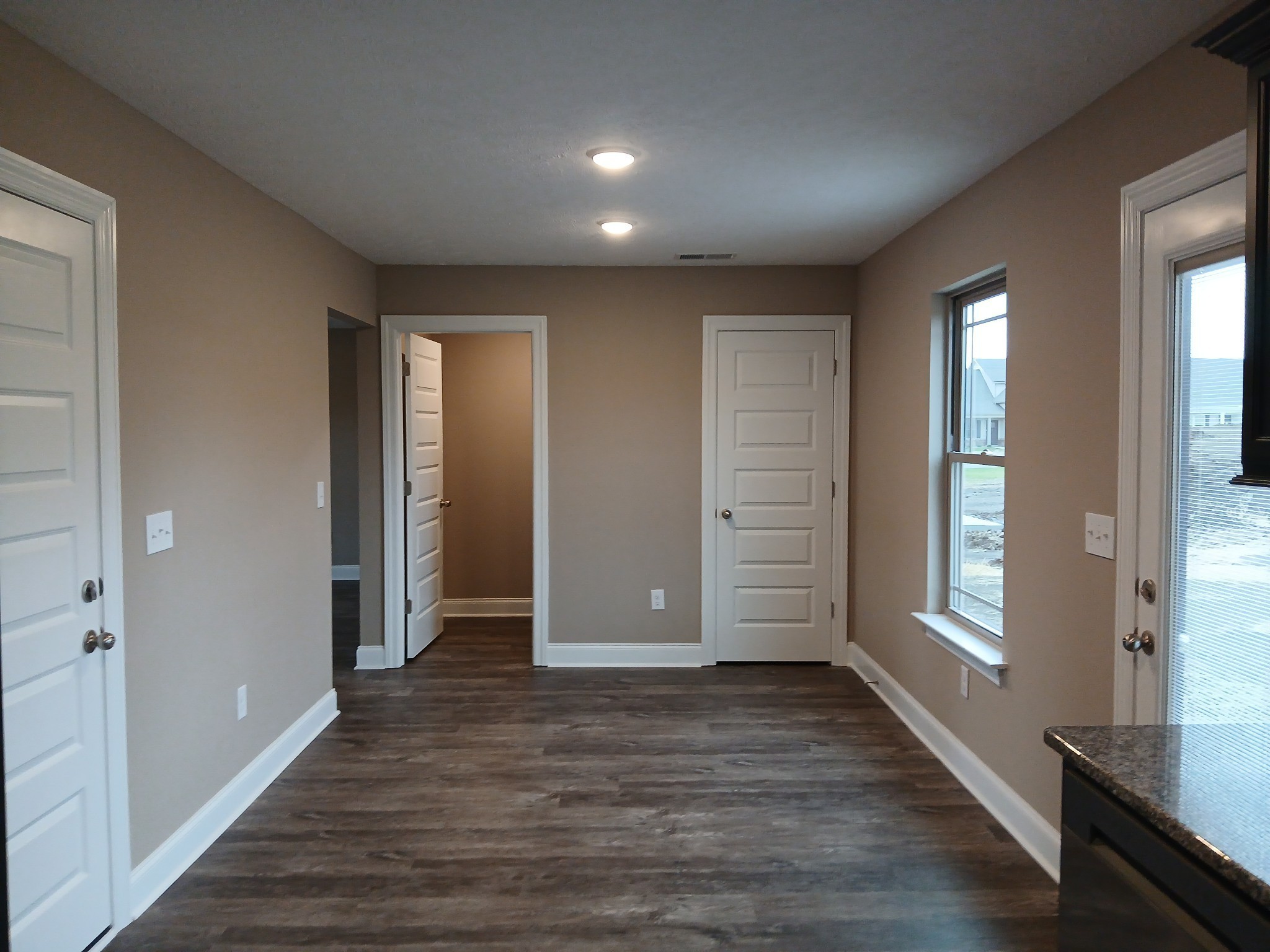 2910 Valley Farms Drive Property Photo 13