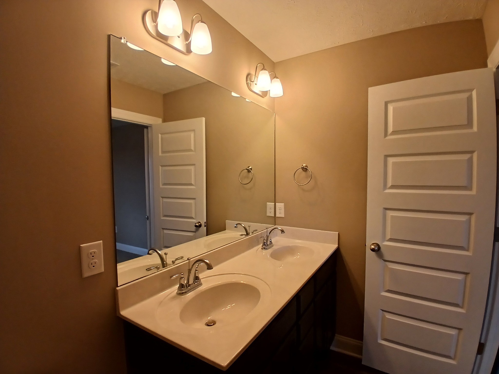 2910 Valley Farms Drive Property Photo 19