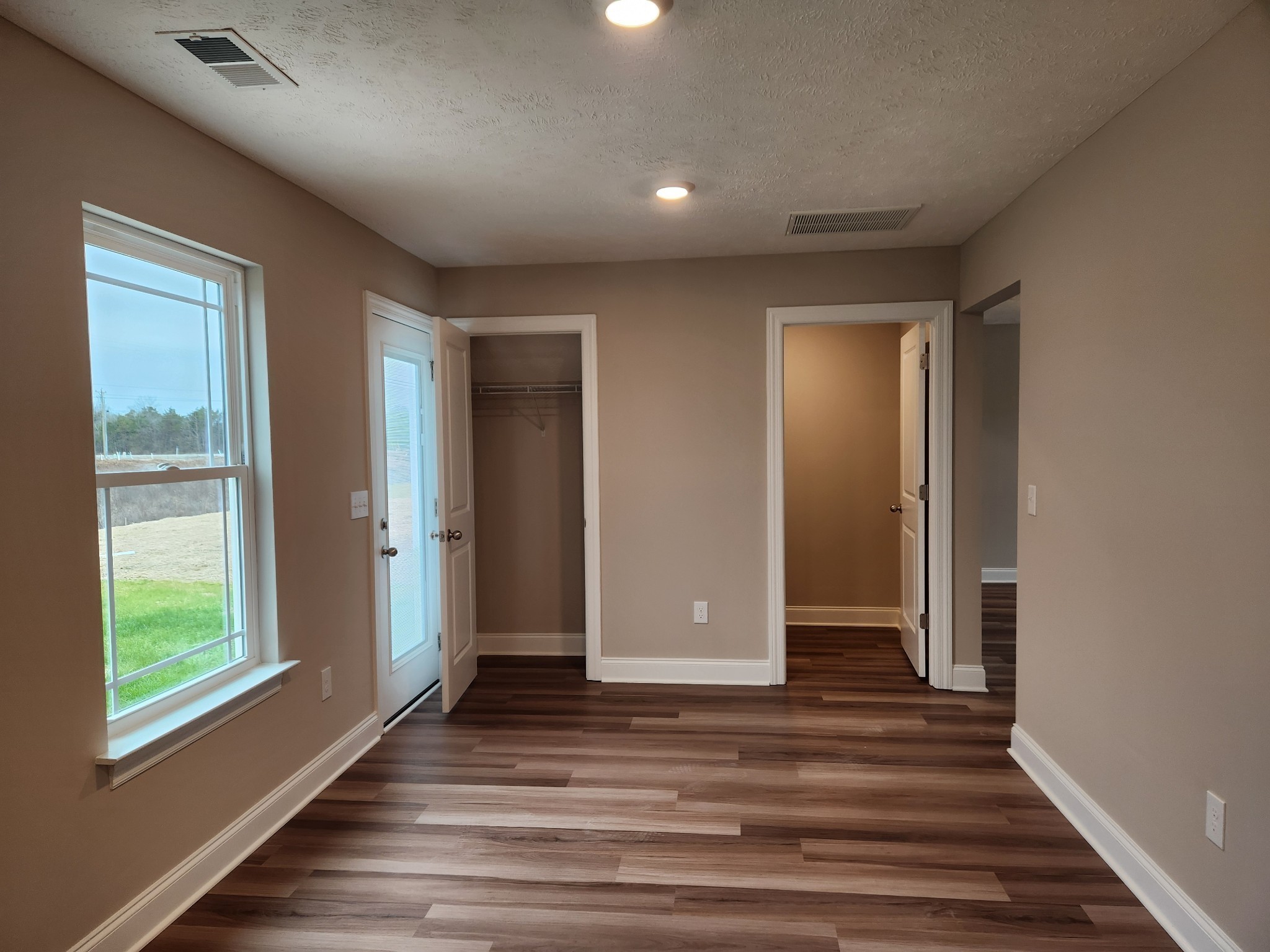 2910 Valley Farms Drive Property Photo 29