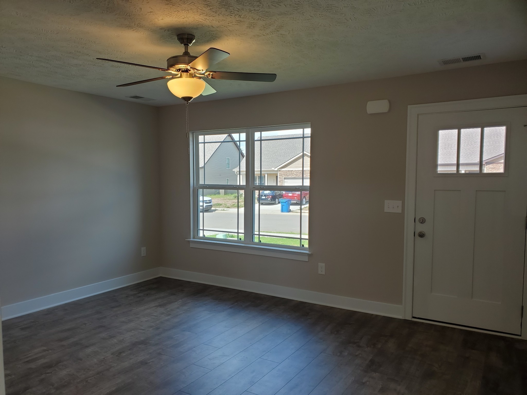 2910 Valley Farms Drive Property Photo 33