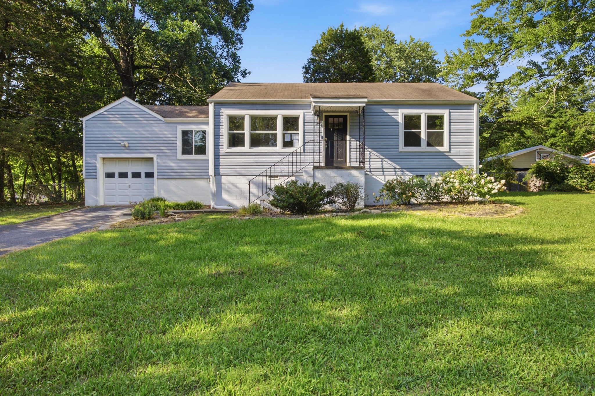 113 Hill Road Property Photo 1