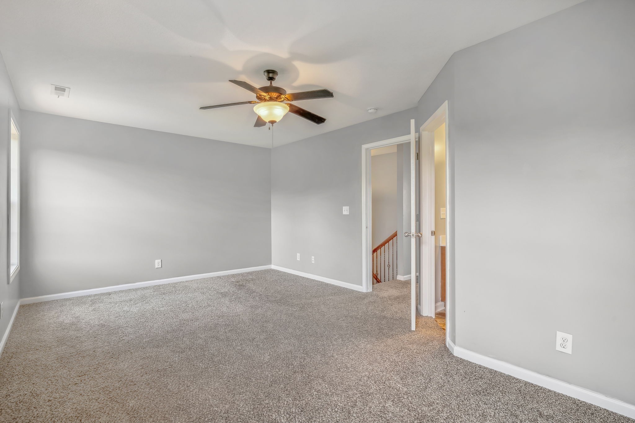 565 Oakmont Dr Property Photo 20