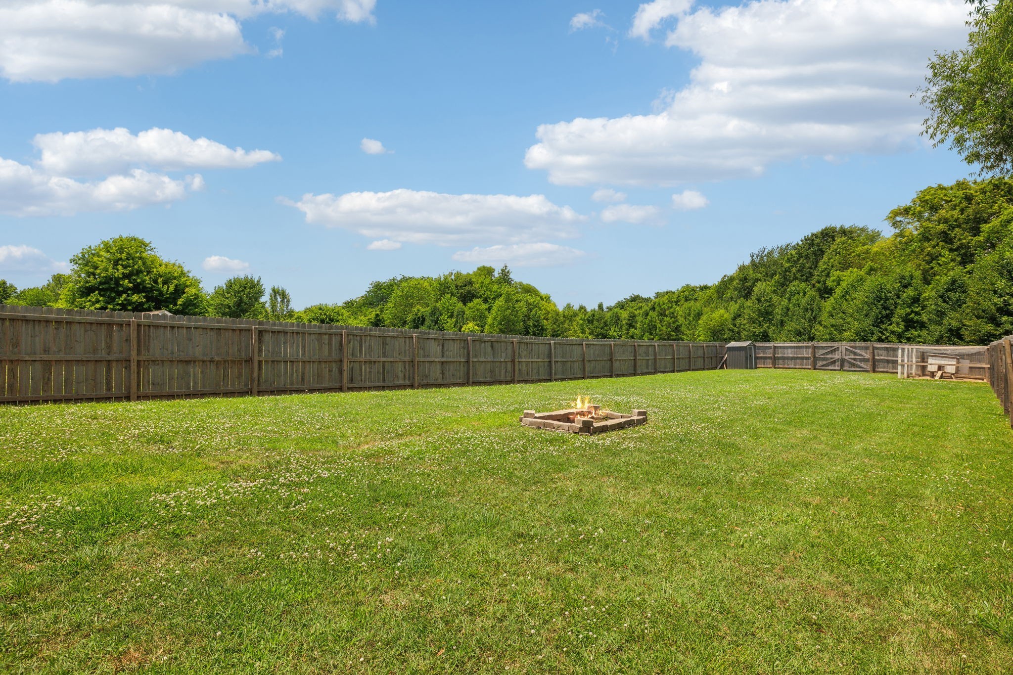 565 Oakmont Dr Property Photo 33