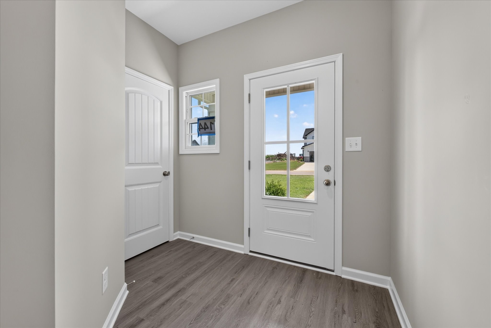 2696 Brewster Dr Property Photo 6