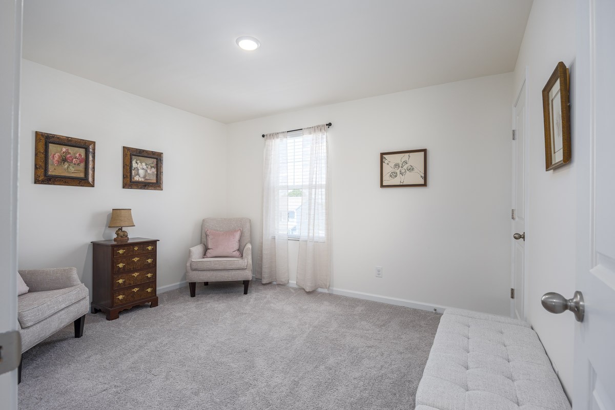2122 Youngfellow Dr Property Photo 19