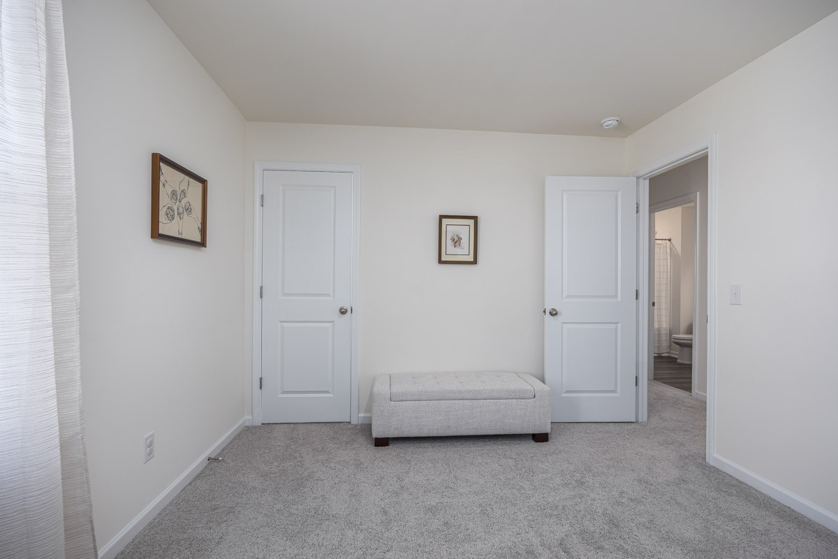 2122 Youngfellow Dr Property Photo 20