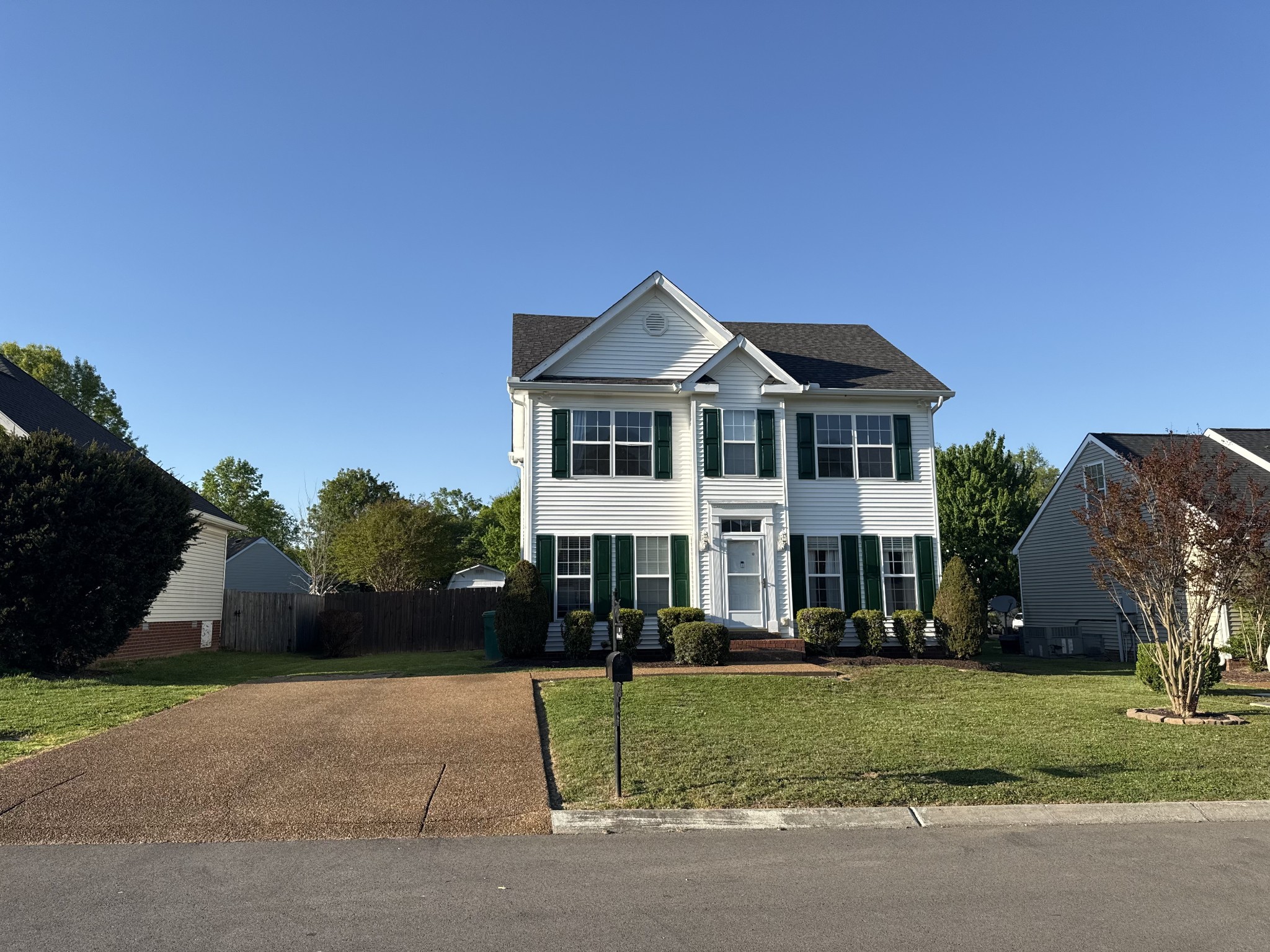 1110 McDonough Cir