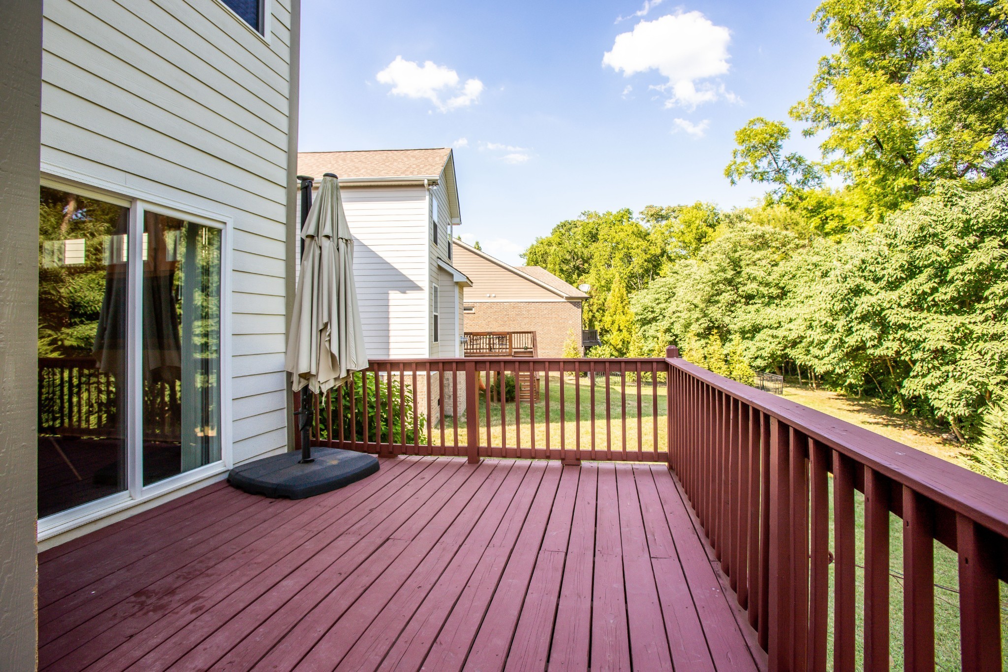 2128 Ravenscourt Dr Property Photo 35