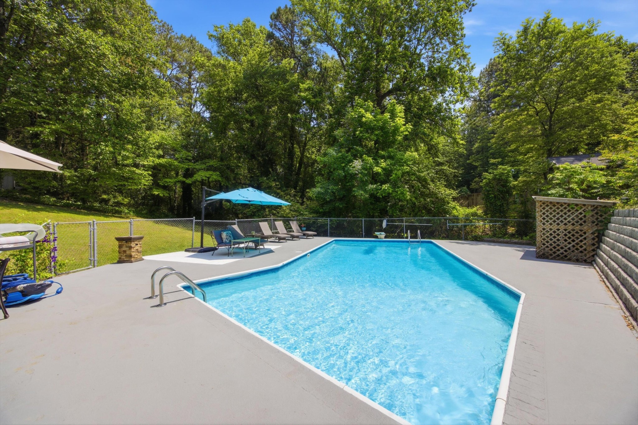 503 Loveman Lane Property Photo 41