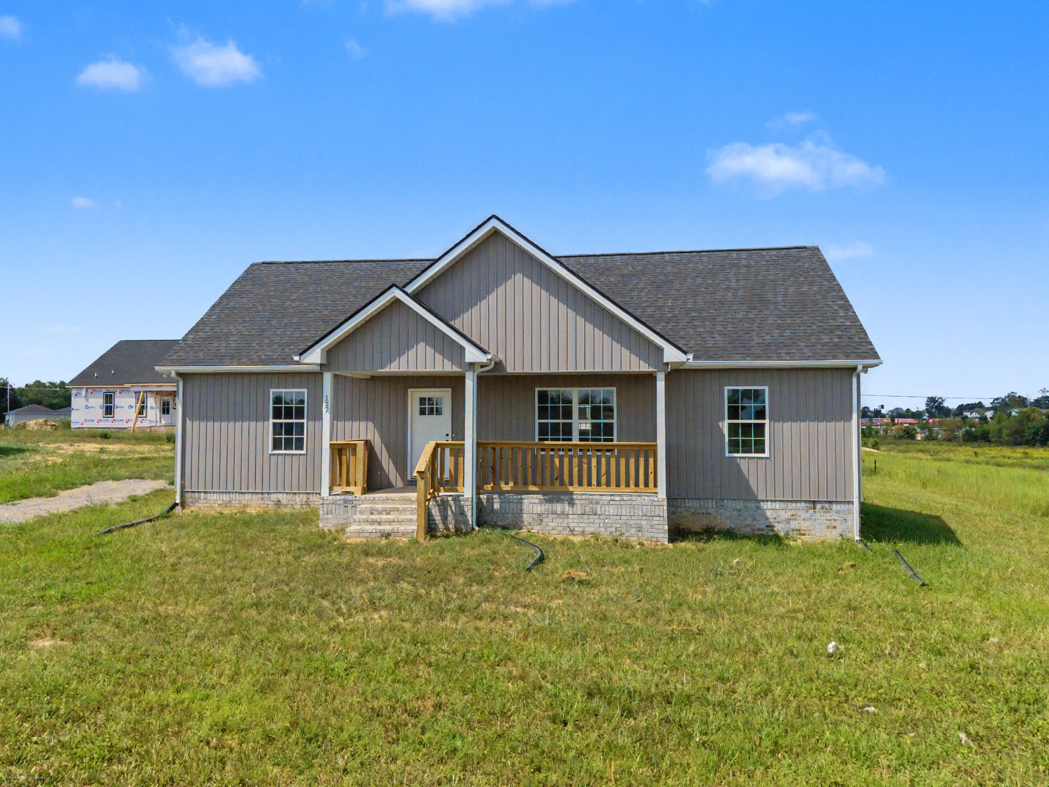 137 Martha Circle Property Photo 1