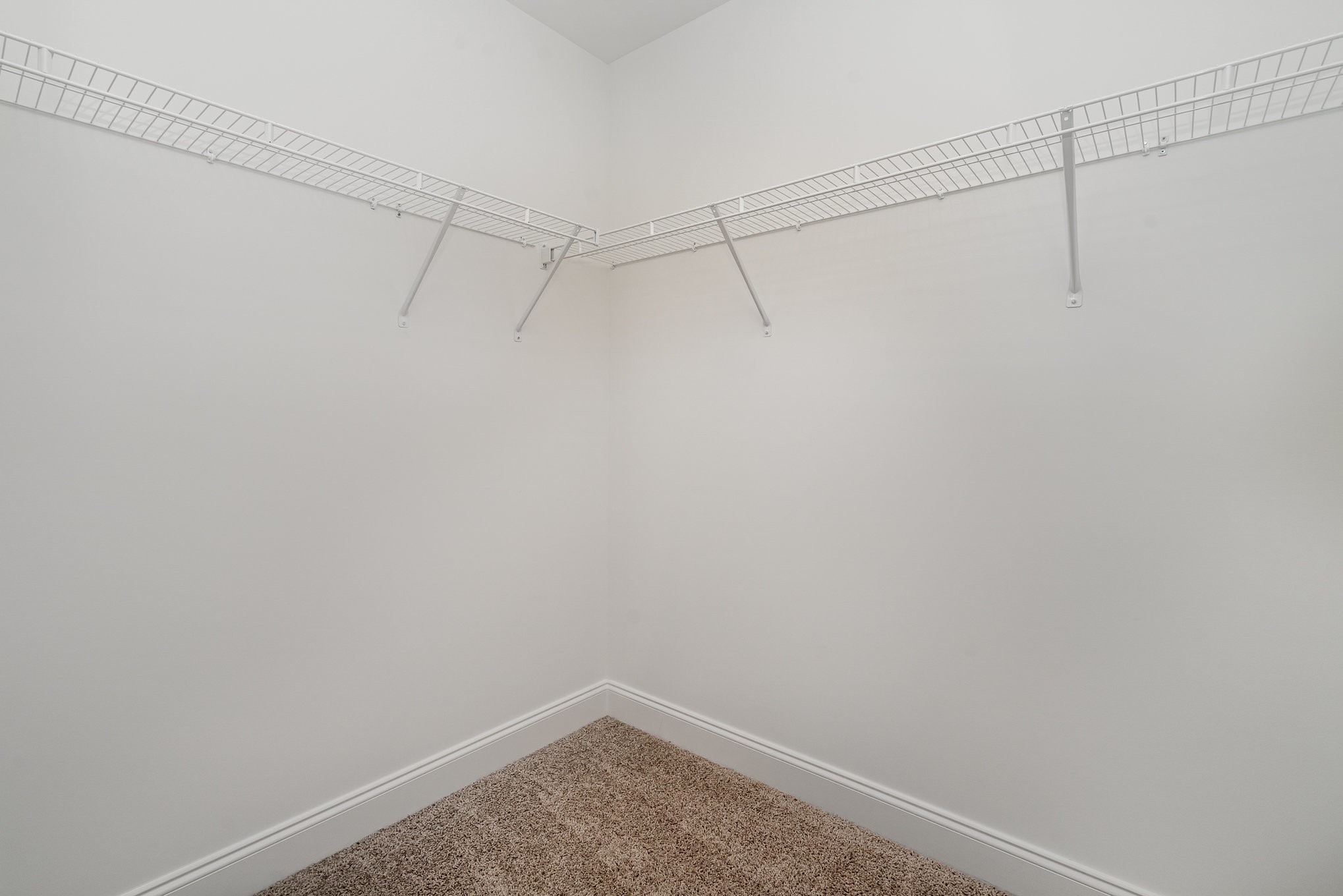 2600 Eldin Creek Drive Property Photo 14