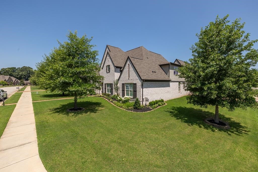 460 Saunders Creek Cir Property Photo 29