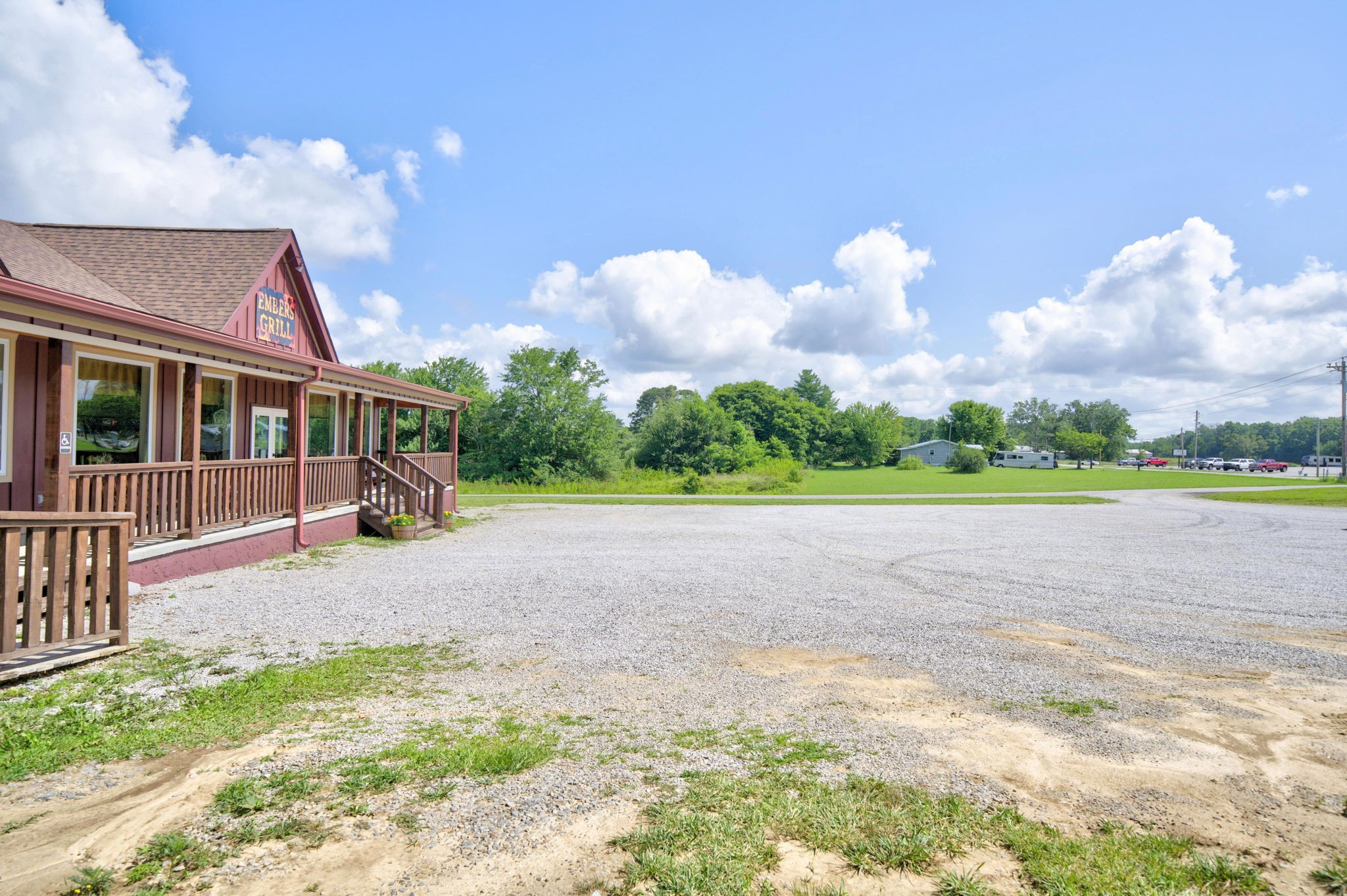 6204 S York Hwy Property Photo 8