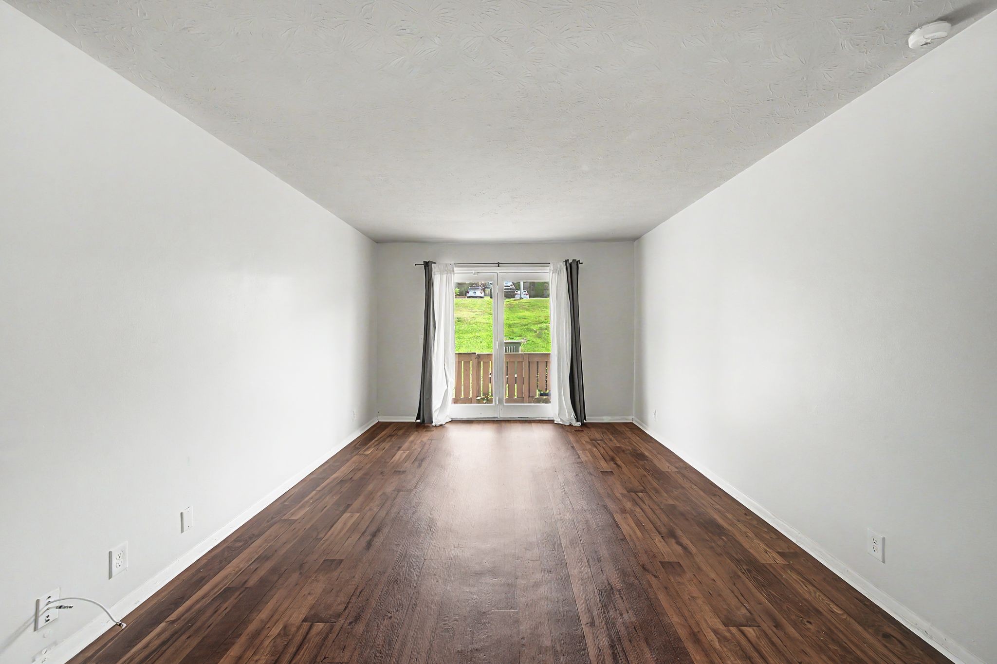 709 Ashlawn Pl Property Photo 11