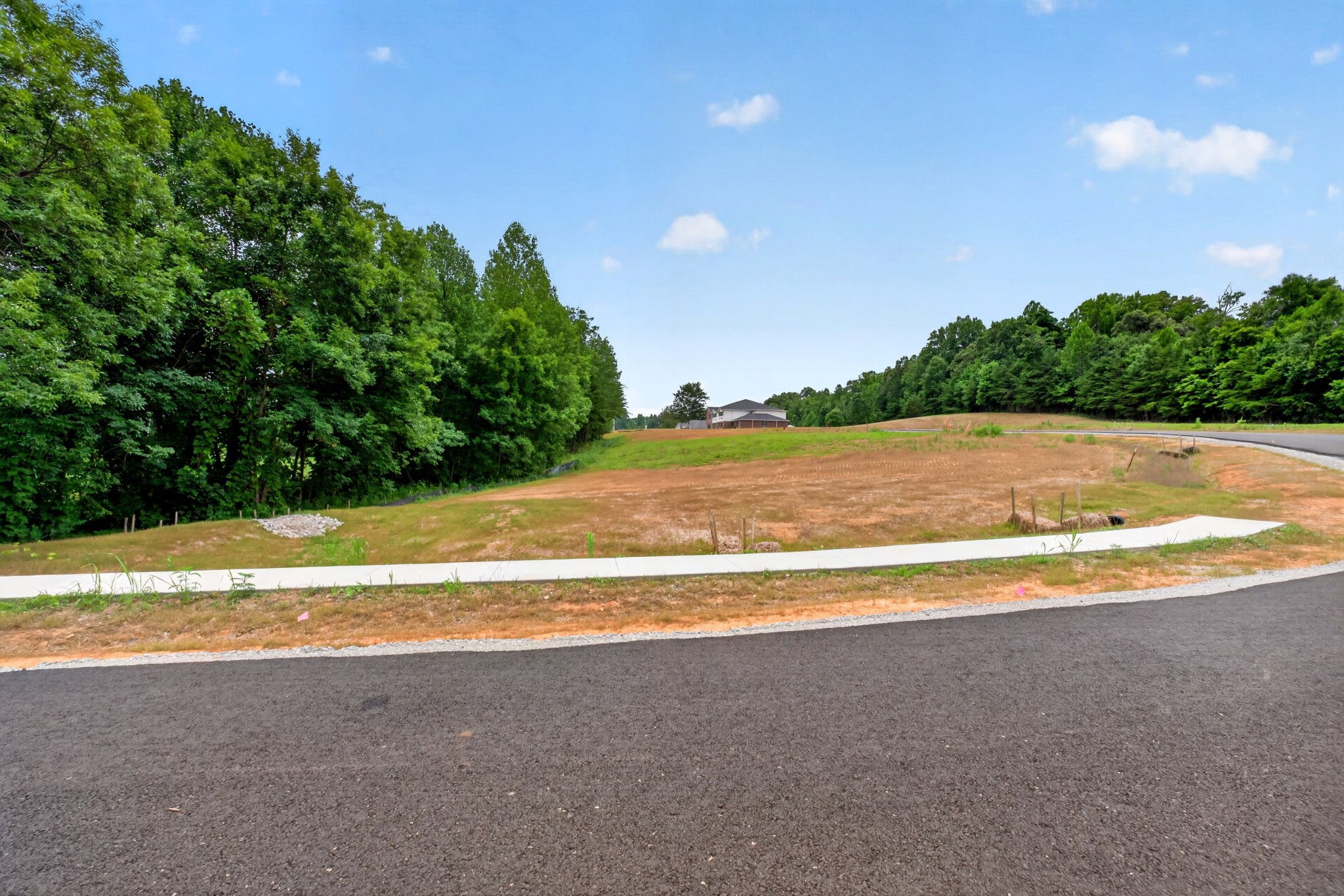5 Brook View Dr Property Photo 1