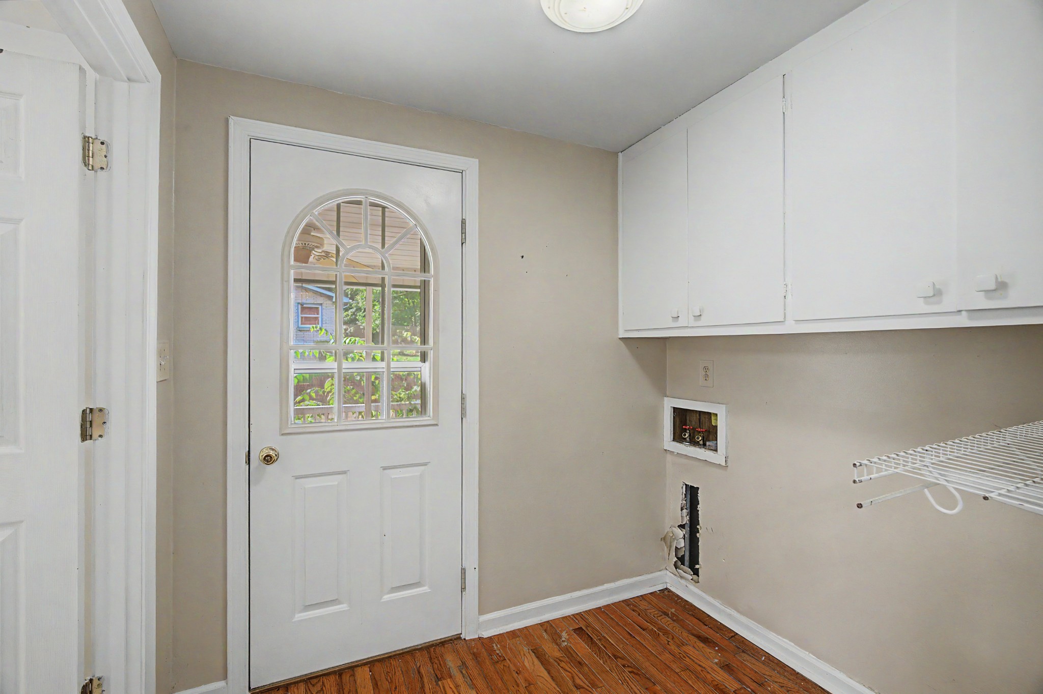 530 S Main St Property Photo 9