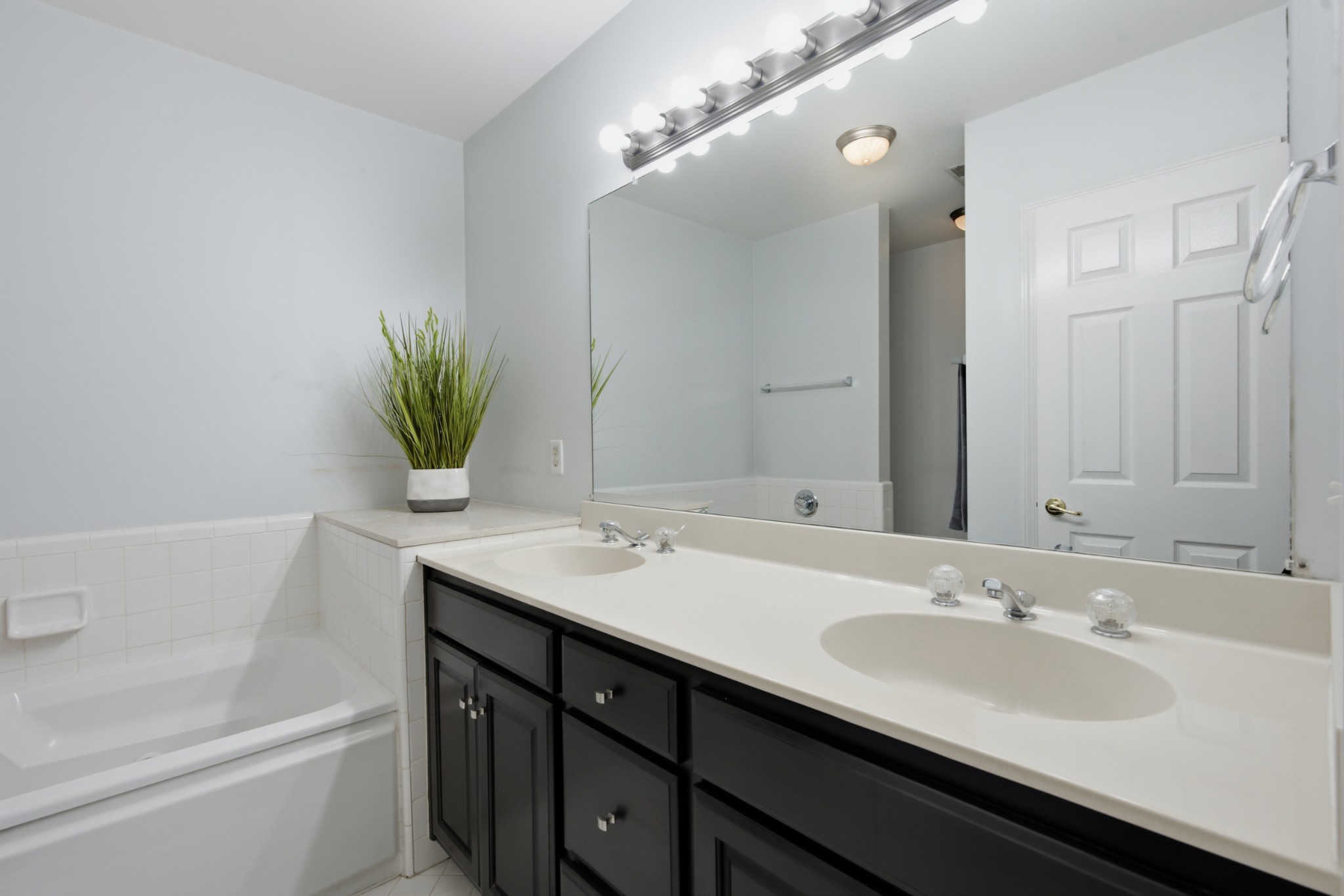 1648 Brentwood Pointe Property Photo 17
