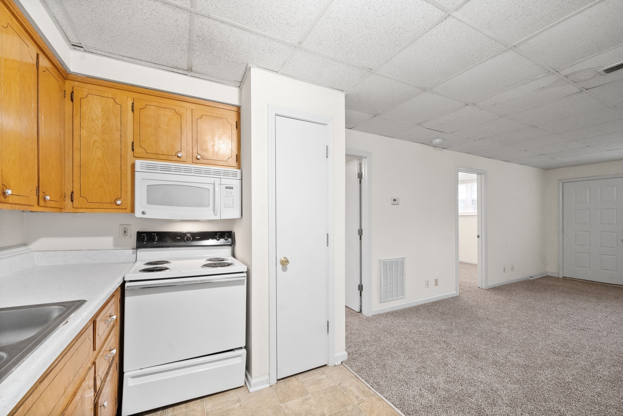 211 N 5th Street Property Photo 10