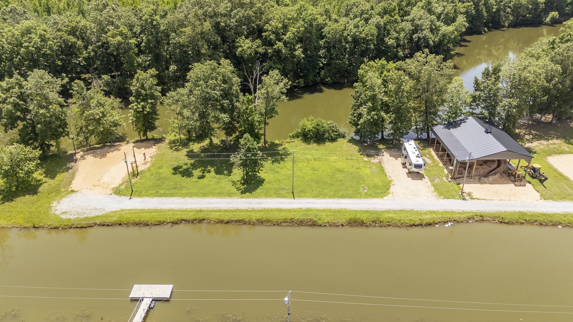 218 Drake Dr Property Photo 1