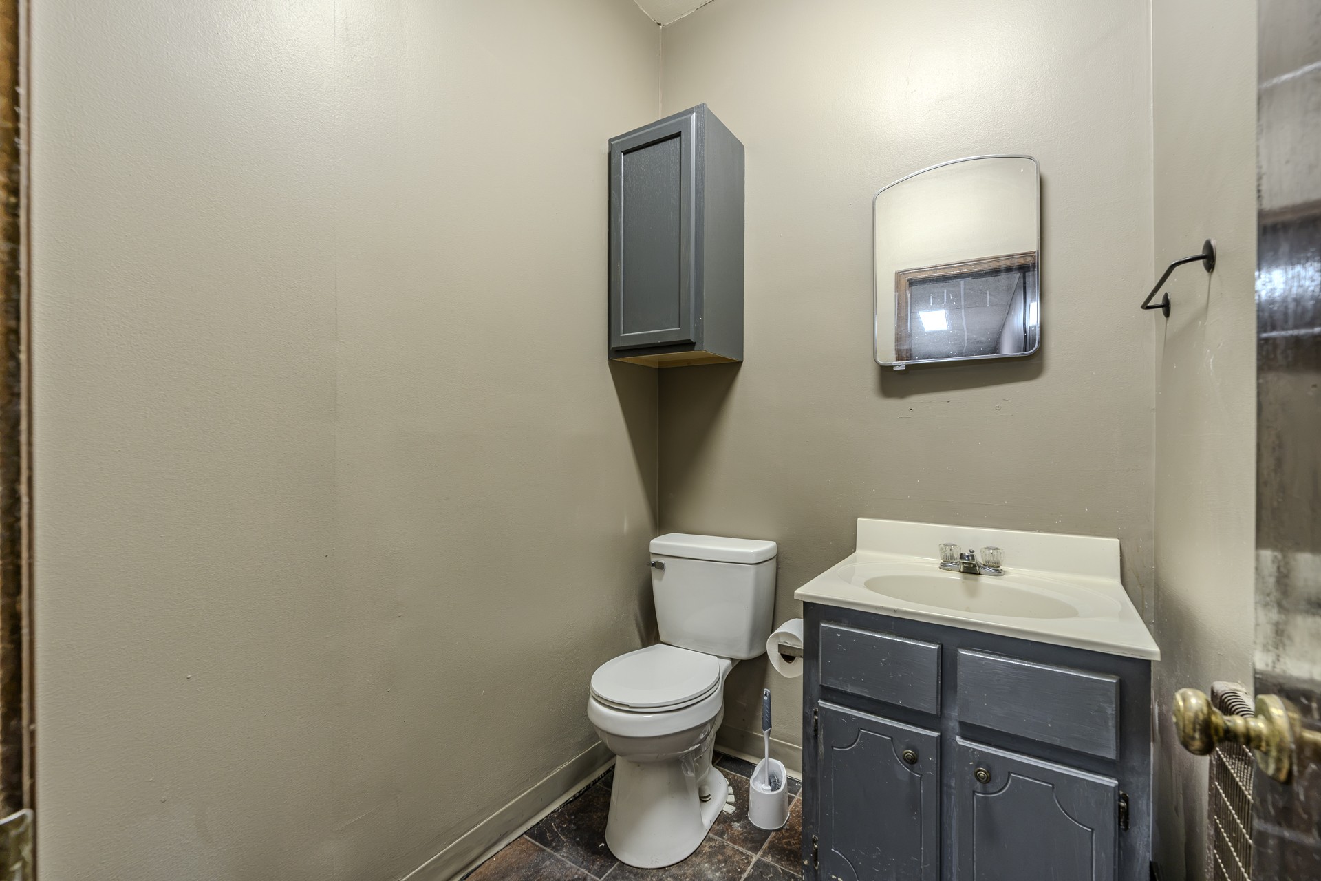 126 E Main St Property Photo 18