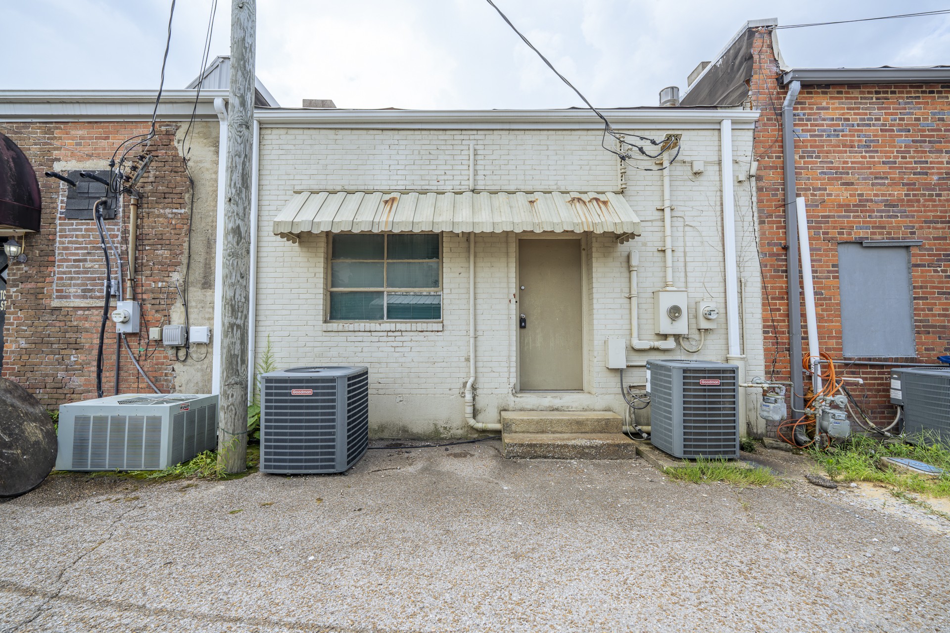 126 E Main St Property Photo 30
