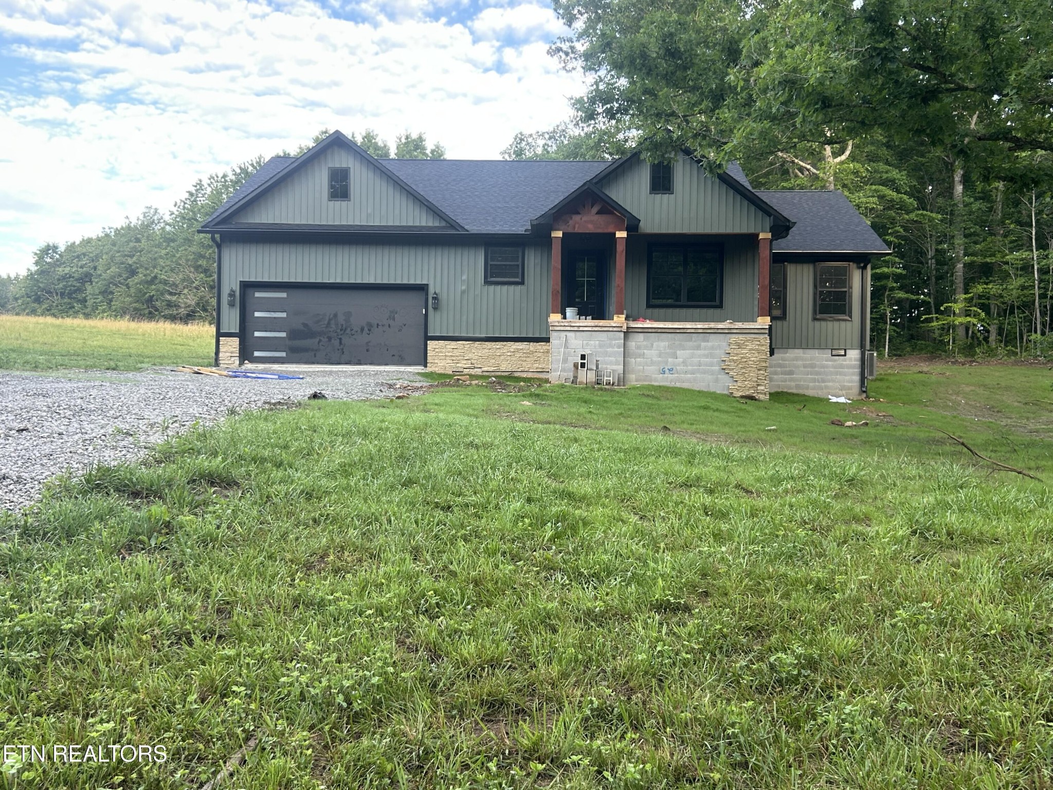 214 Georgee Rd