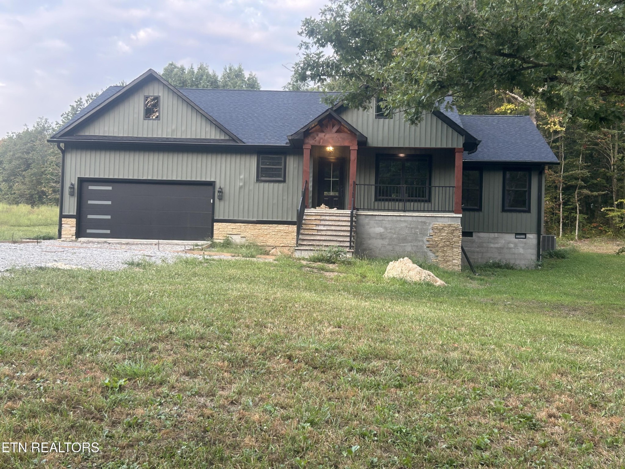 214 Georgee Rd Property Photo 2