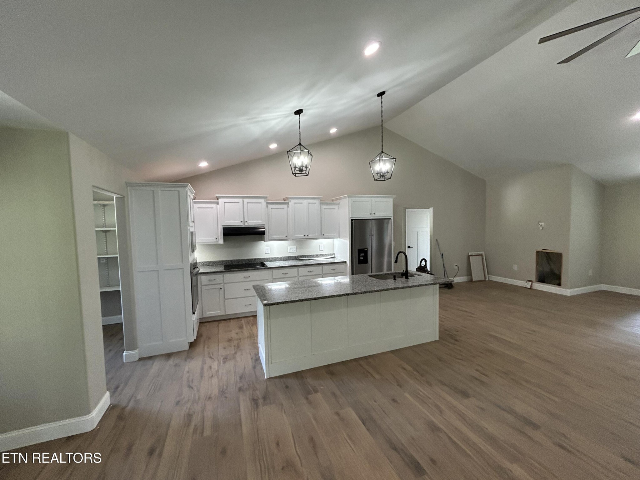 214 Georgee Rd Property Photo 5