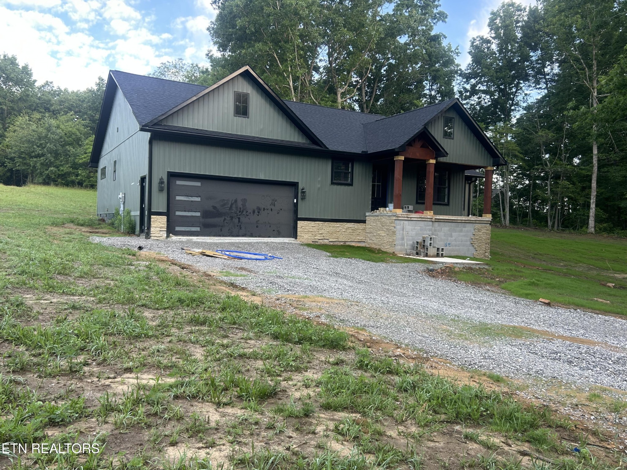 214 Georgee Rd Property Photo 6