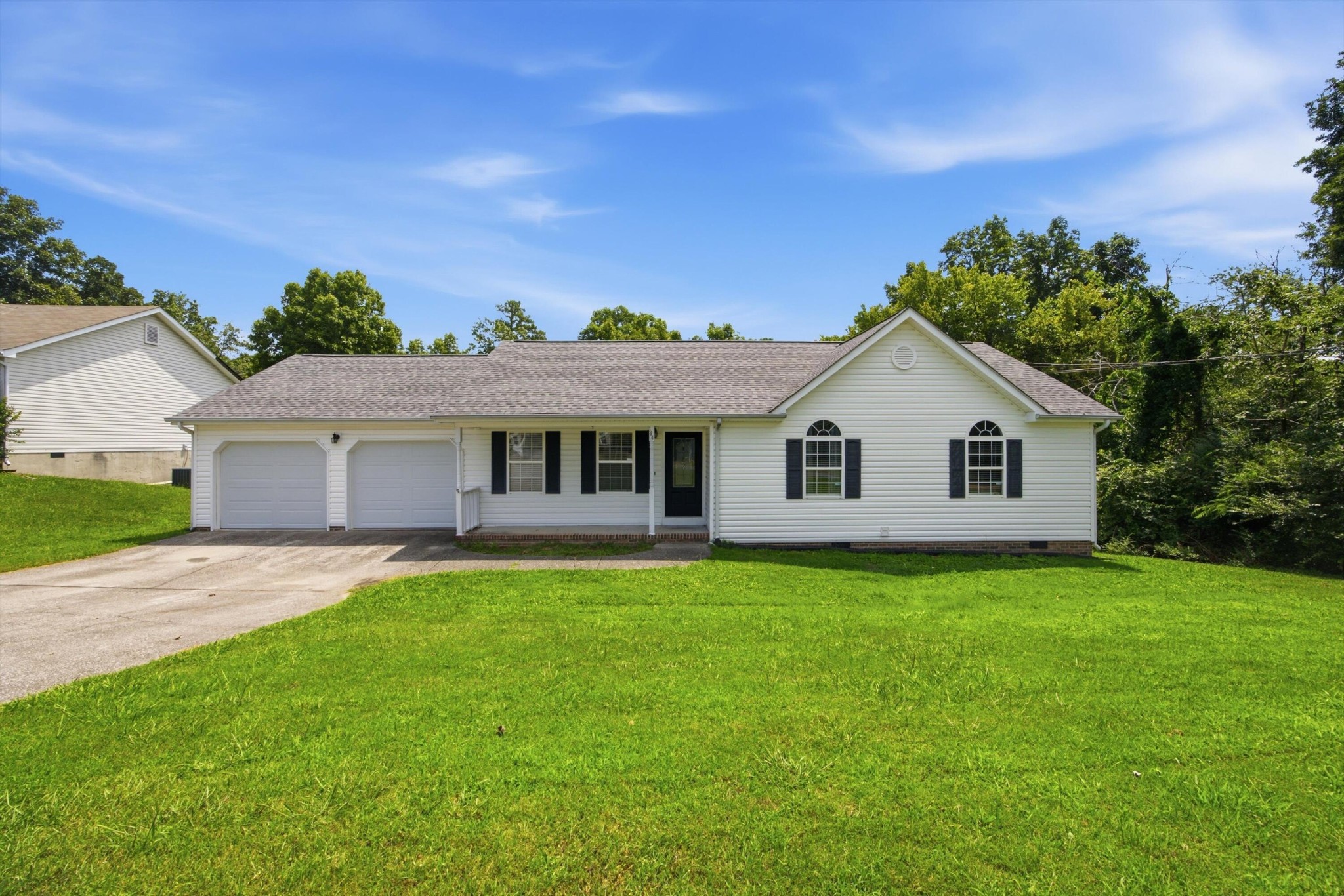 144 N Brent Drive Property Photo 1