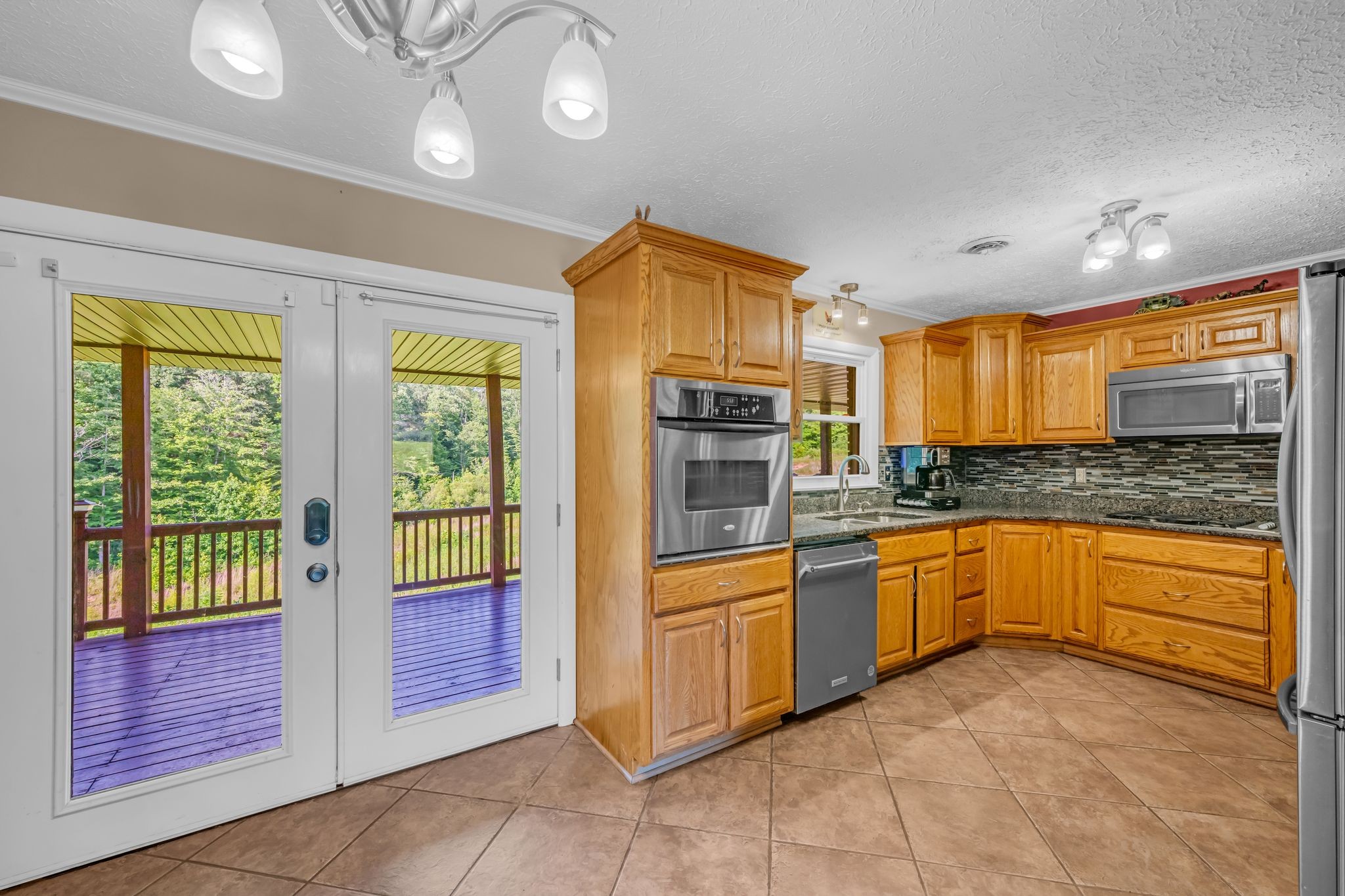 298 Langford Rd Property Photo 15
