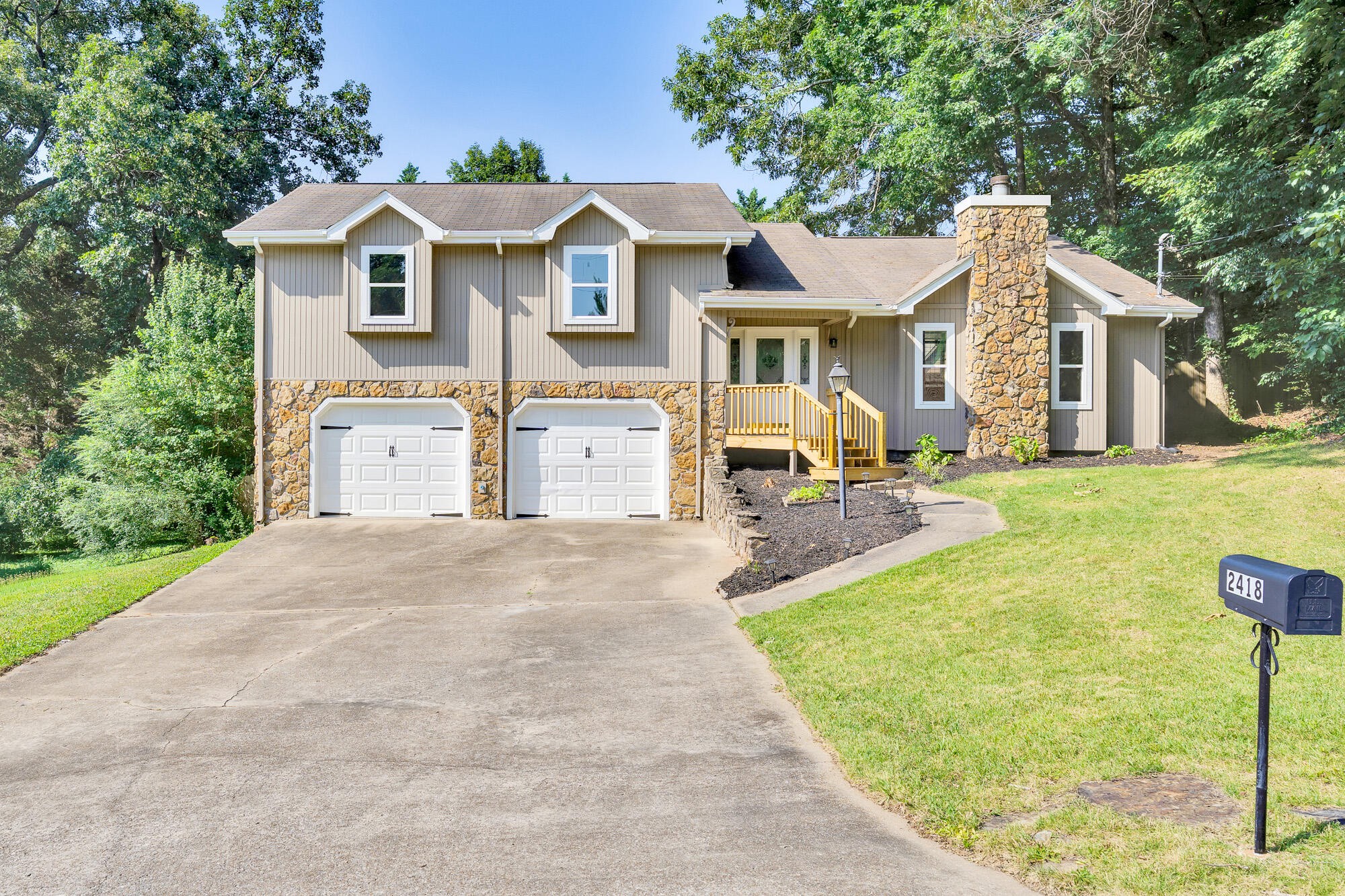 2418 Cedar Creek Drive