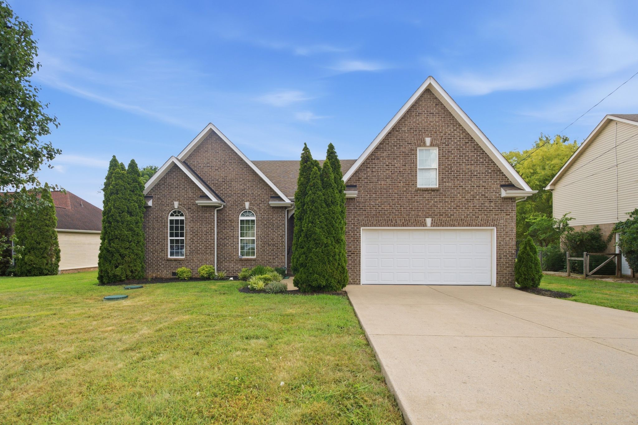 1513 Jeter Way Property Photo 1