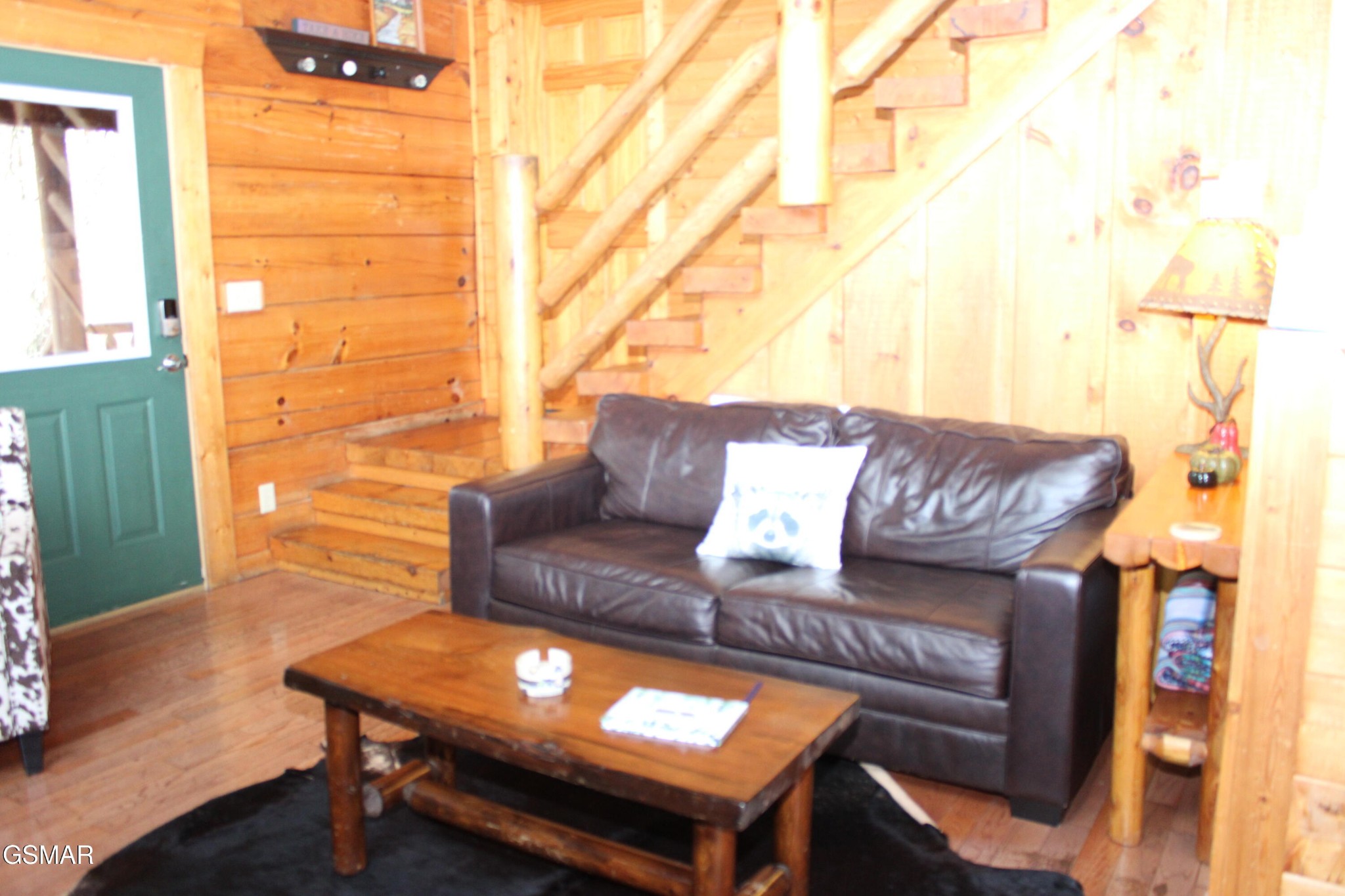 2232 E View Drive Property Photo 10