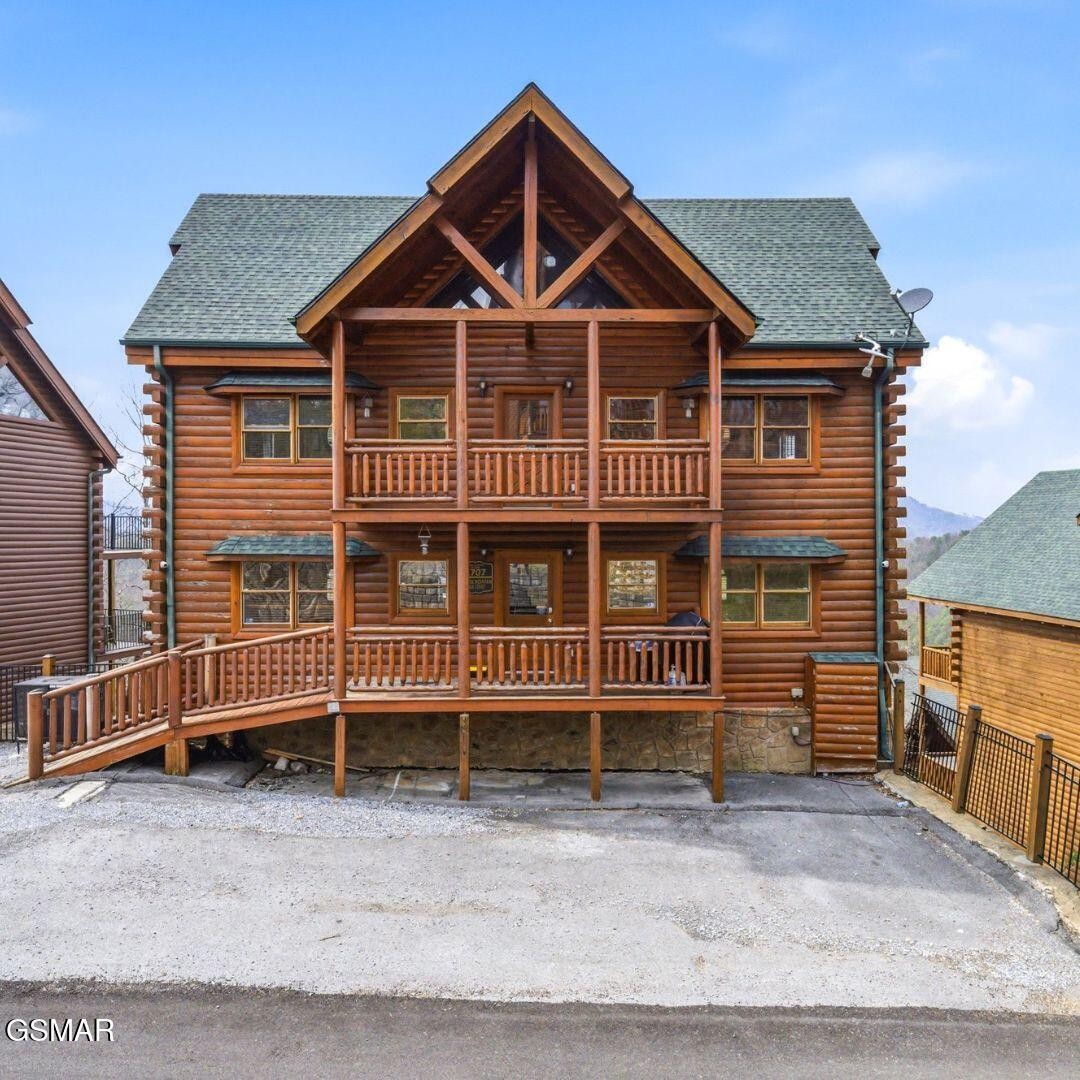 1707 High Rock Way