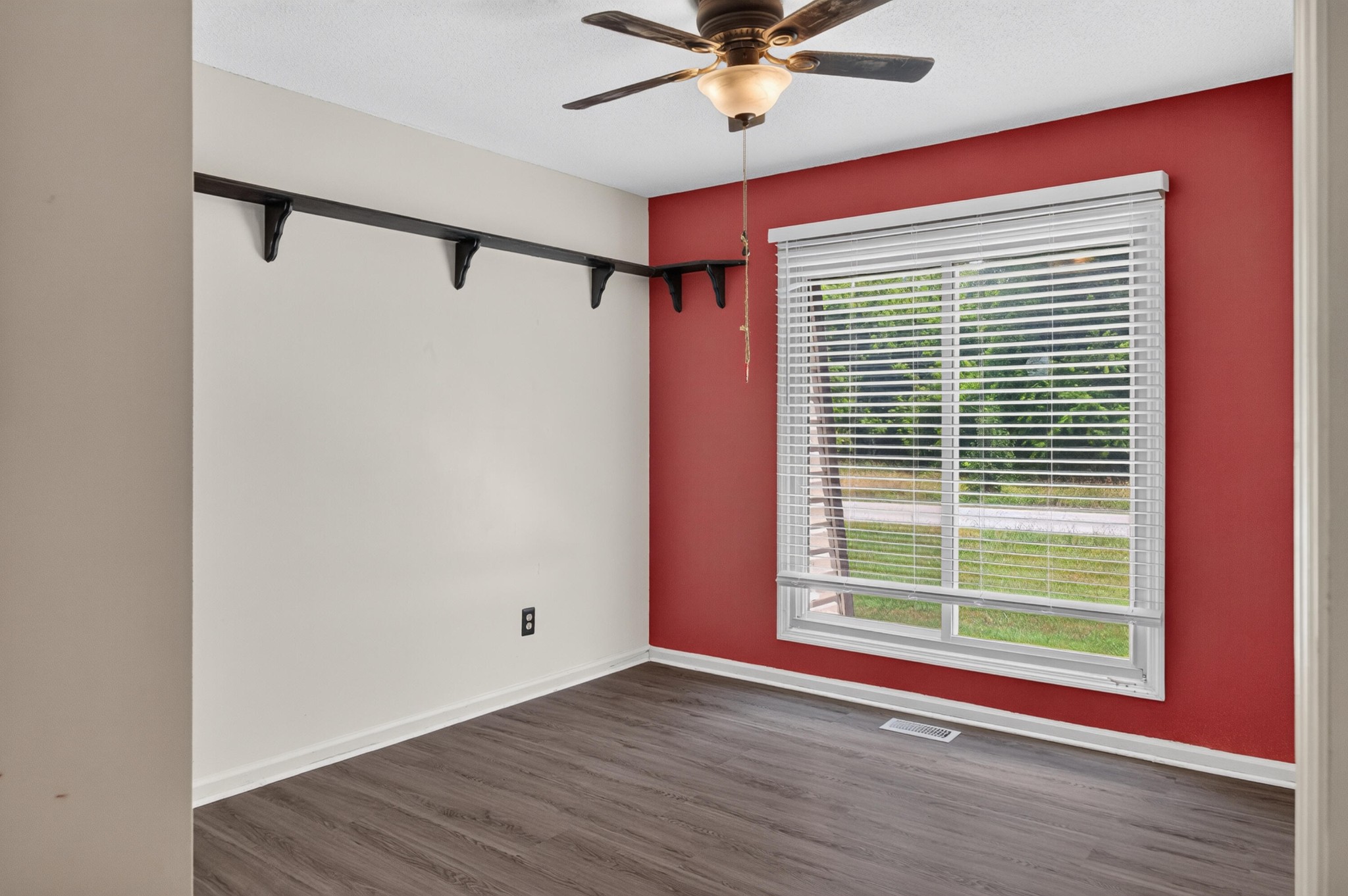 60 Walker Street Property Photo 25