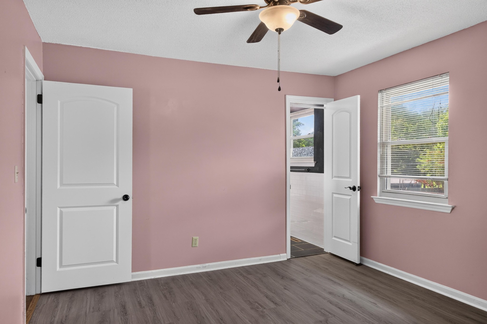 60 Walker Street Property Photo 29