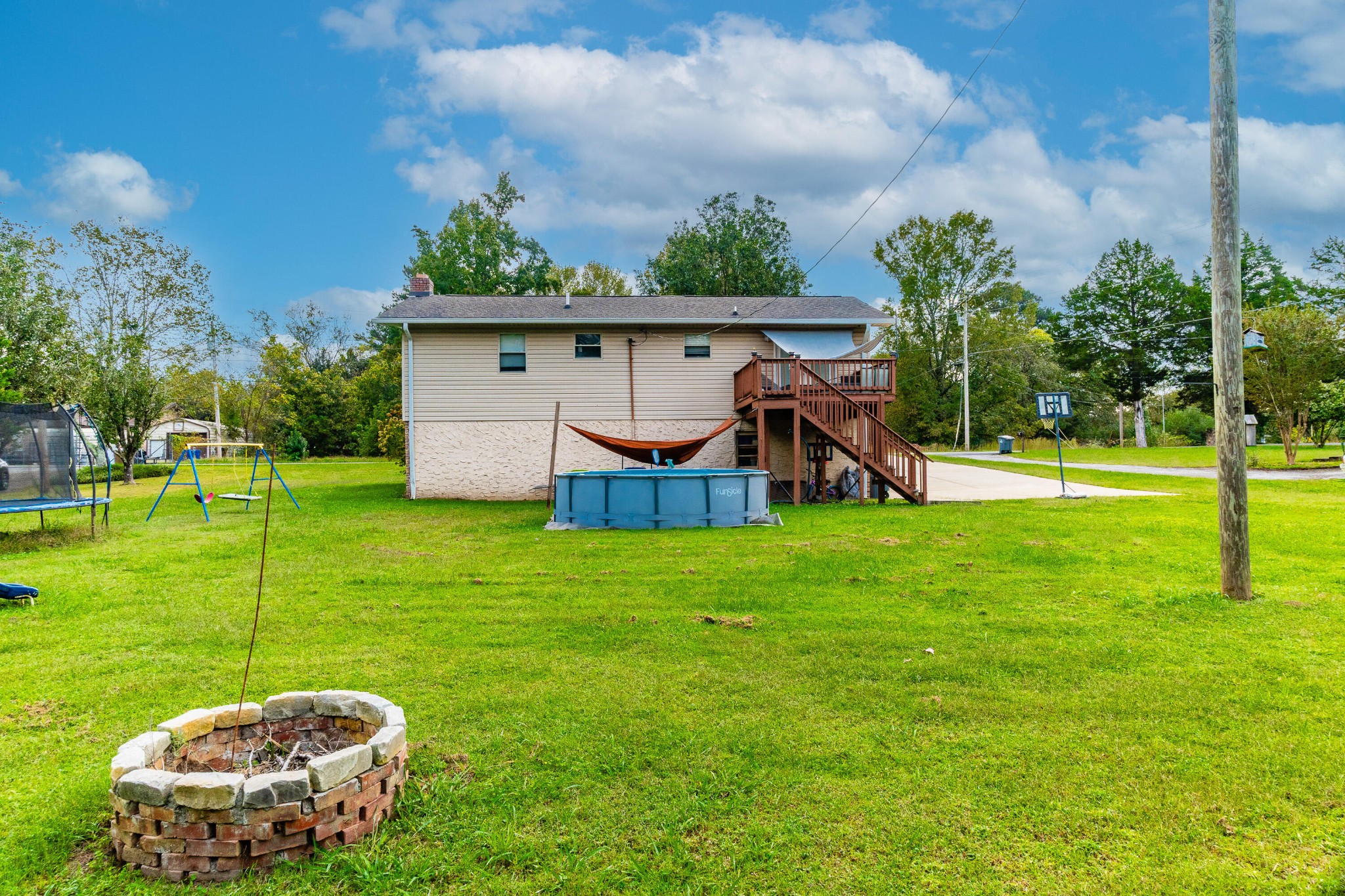 60 Walker Street Property Photo 49