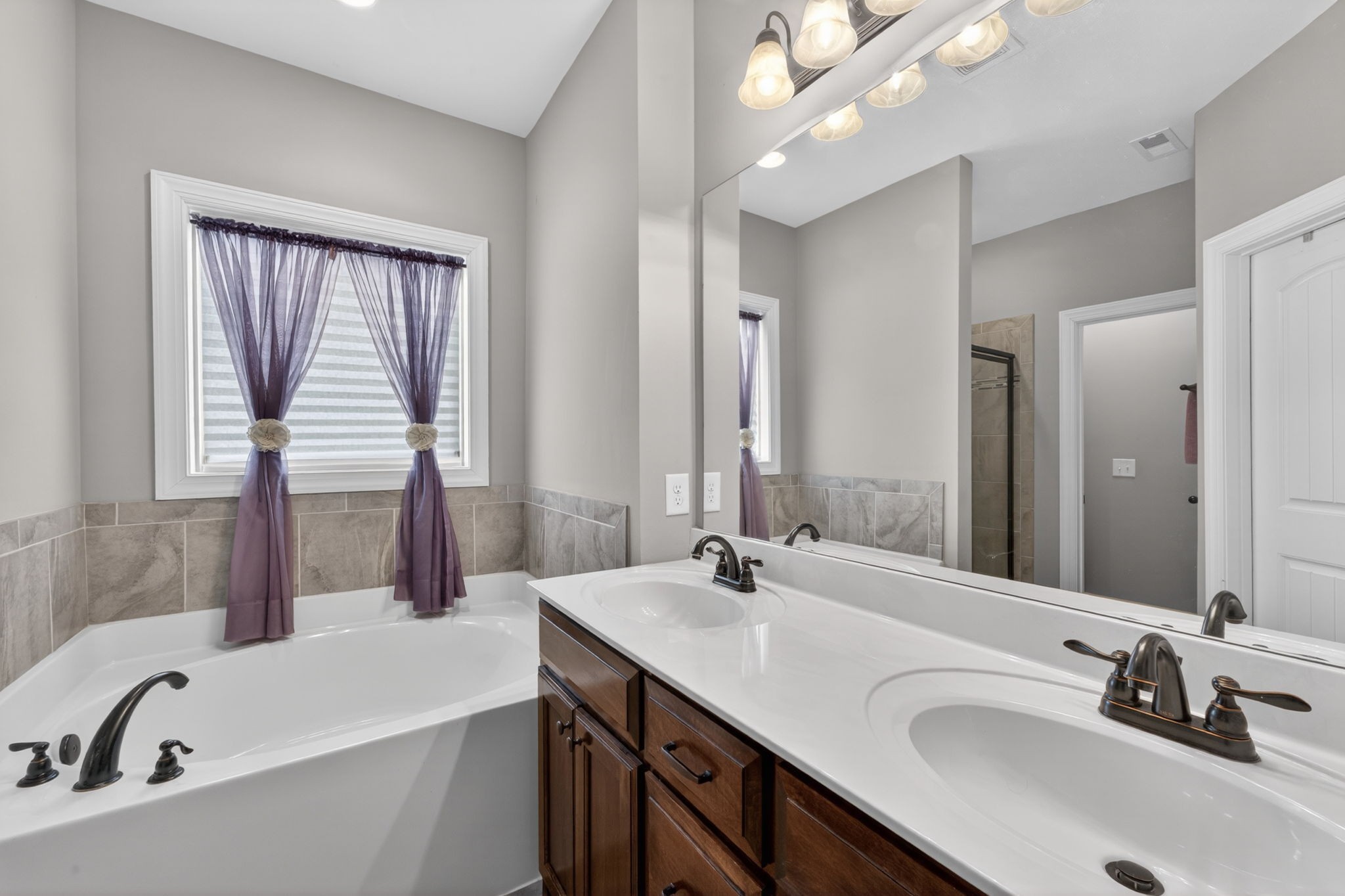 1640 Drayton Drive Property Photo 24