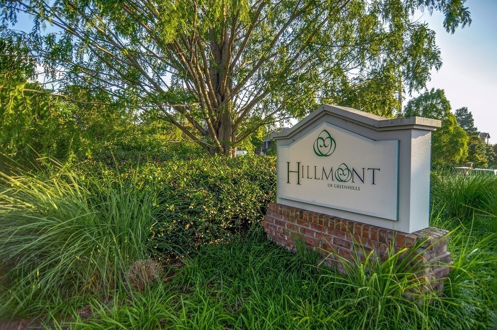 2025 Woodmont Blvd Property Photo 1