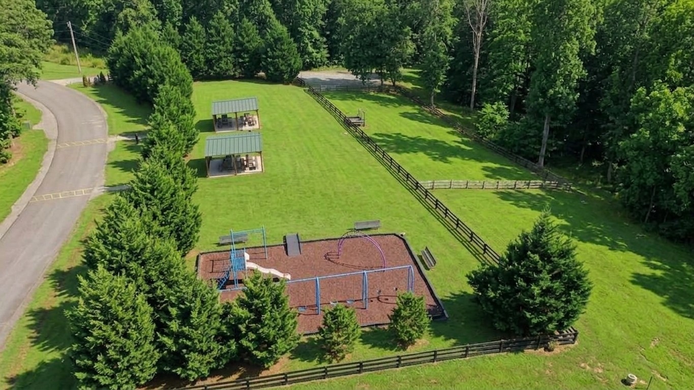 273 Tennis Center Drive Property Photo 1