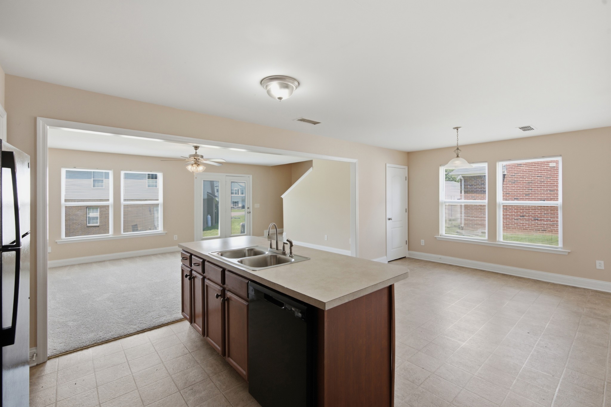 4249 Aurora Circle Property Photo 10