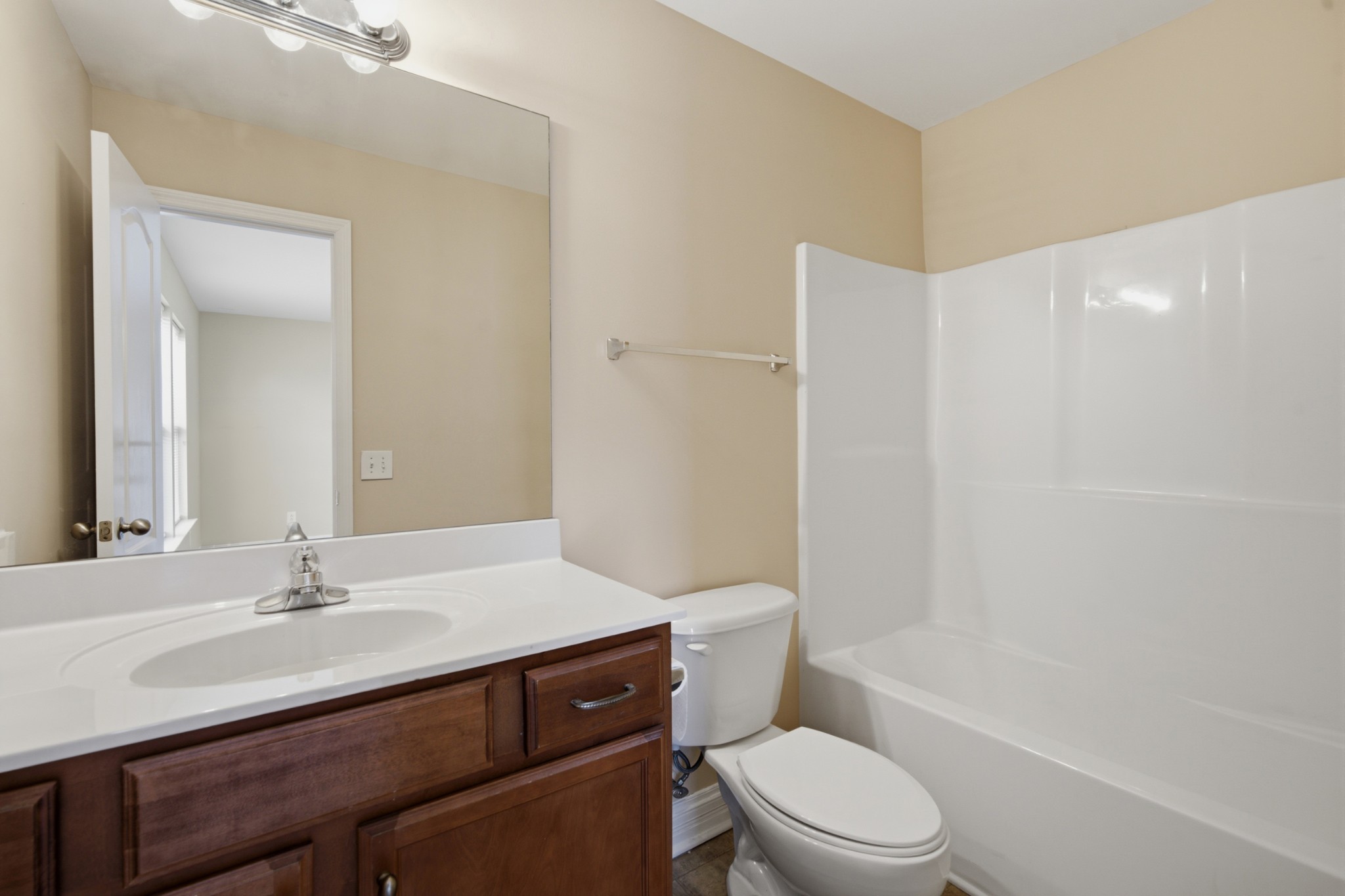 4249 Aurora Circle Property Photo 14